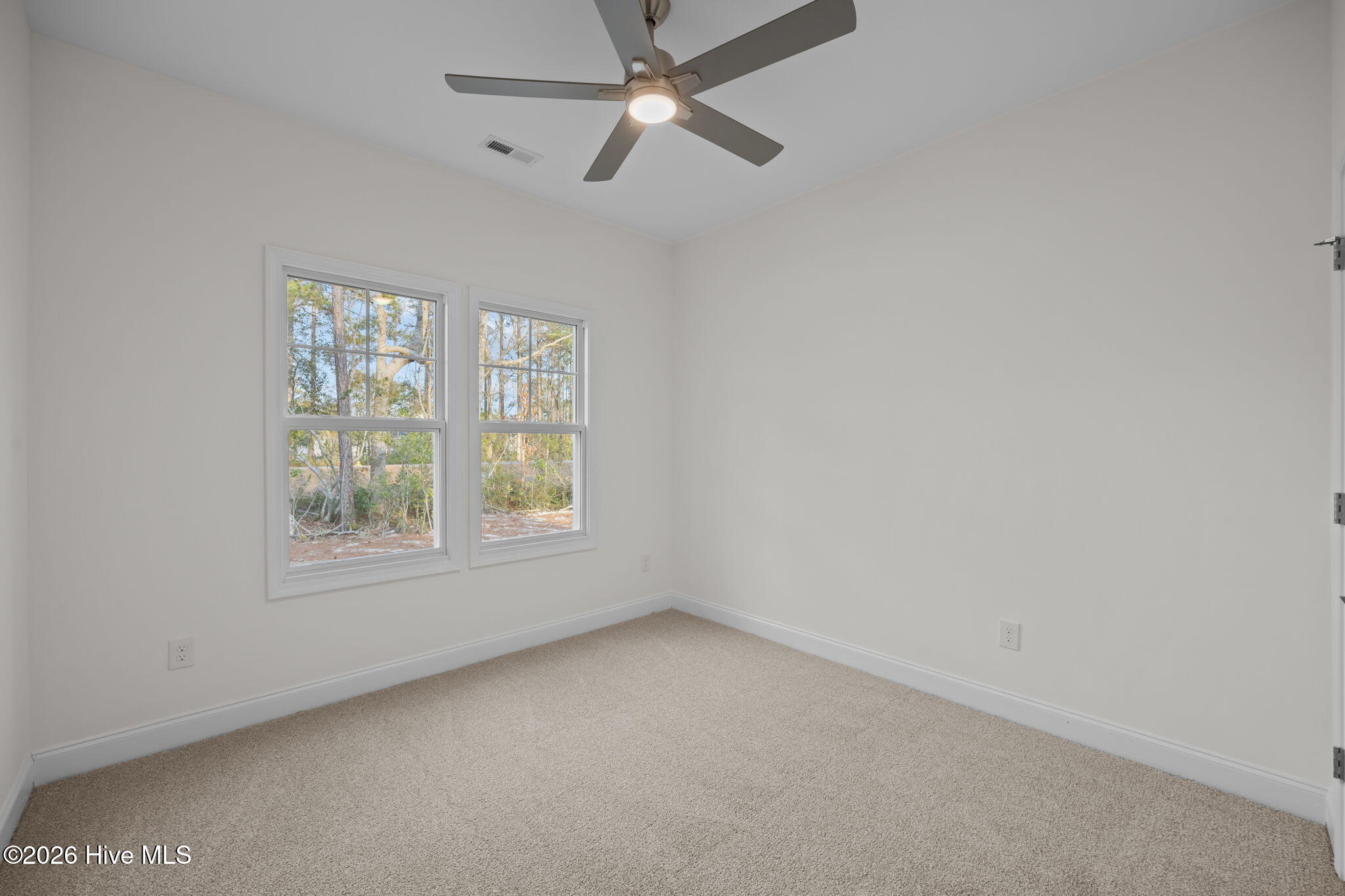 100528605 | Photo 34