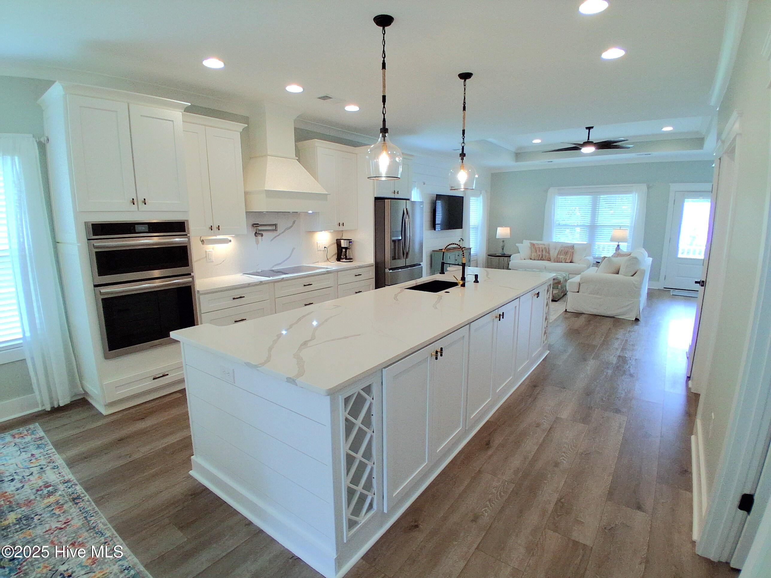 1985 Ocean View Drive SW, Ocean Isle Beach, NC 28469 – photo 8: 008_121703