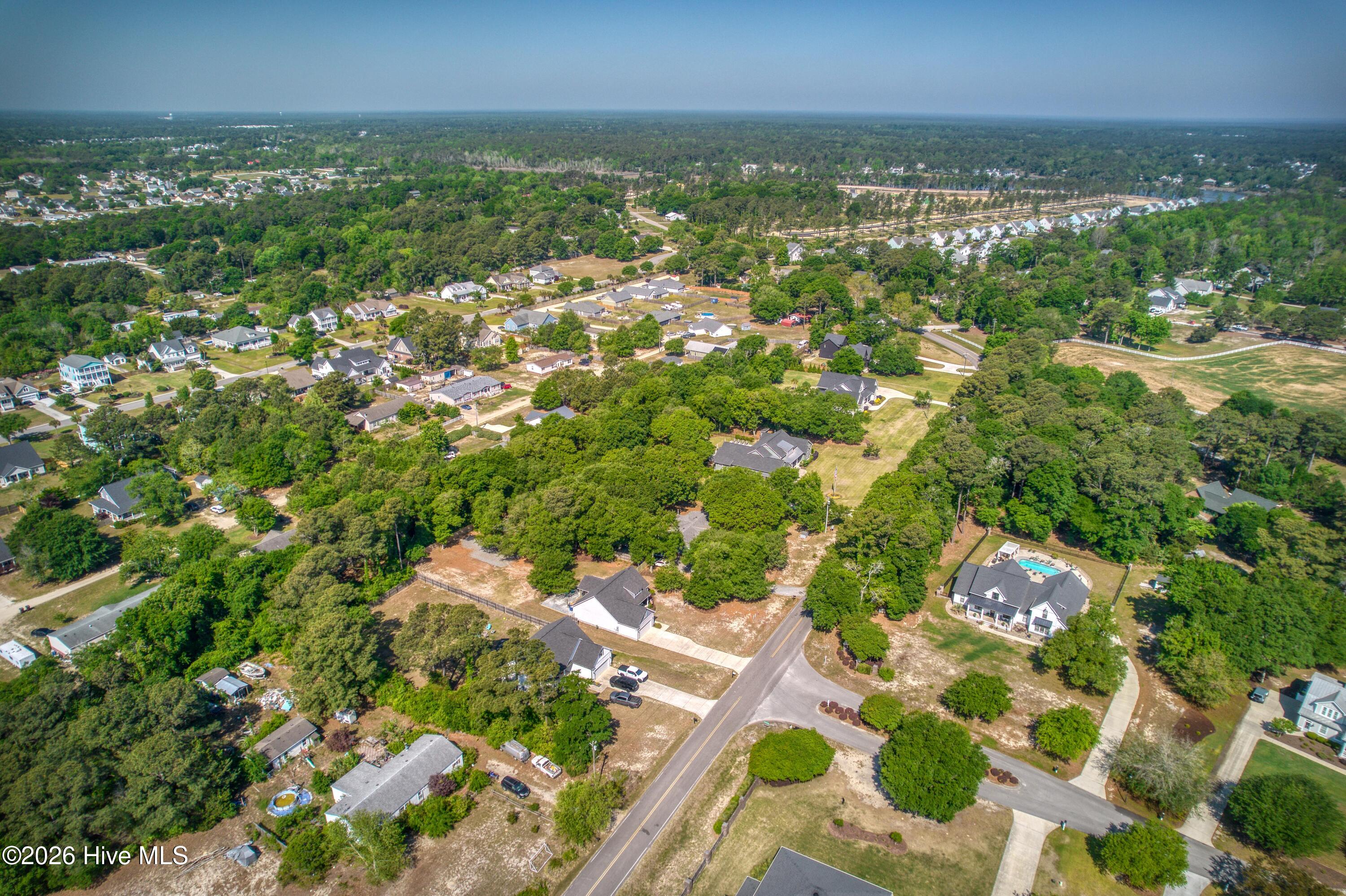 100569284 | Photo 56