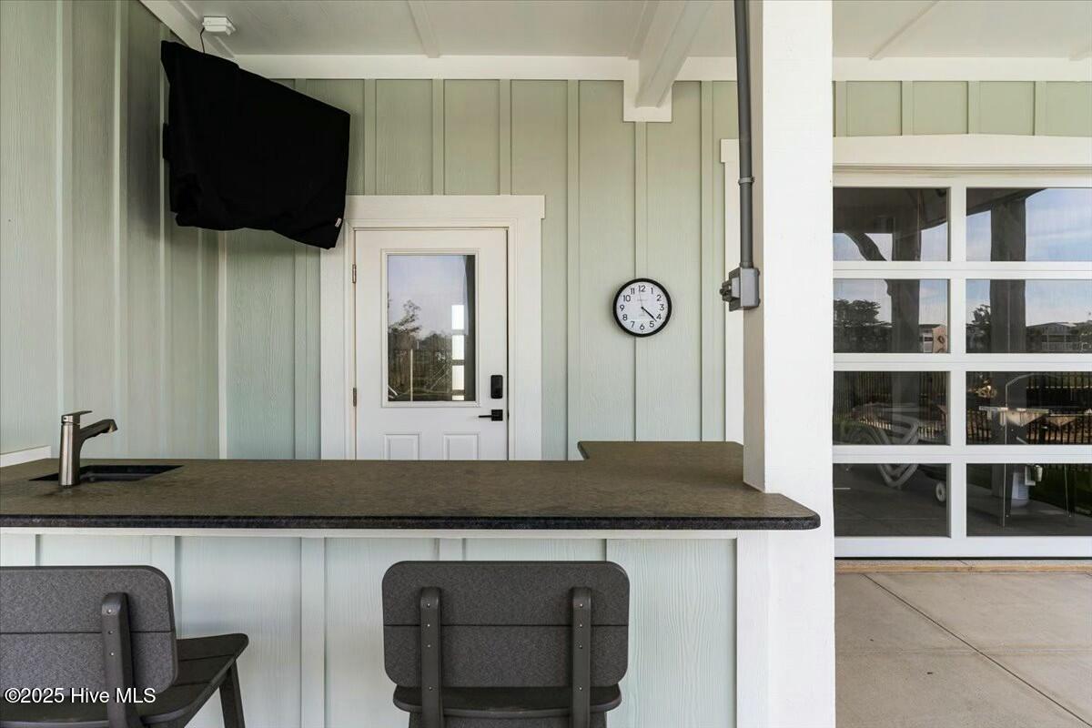 100498532 | Photo 37