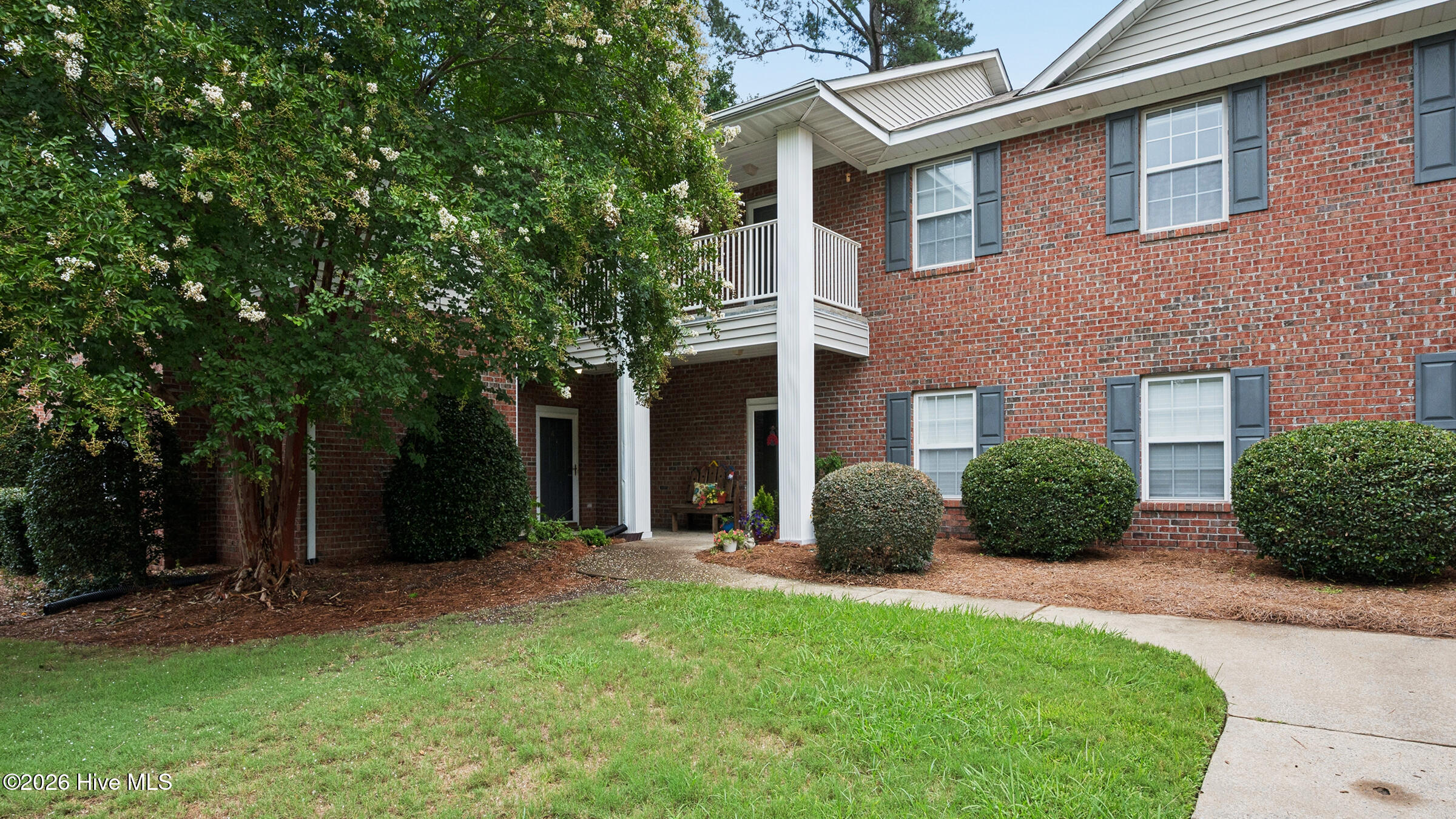3rd image of 2209 Locksley Woods Dr, Greenville, NC 27858