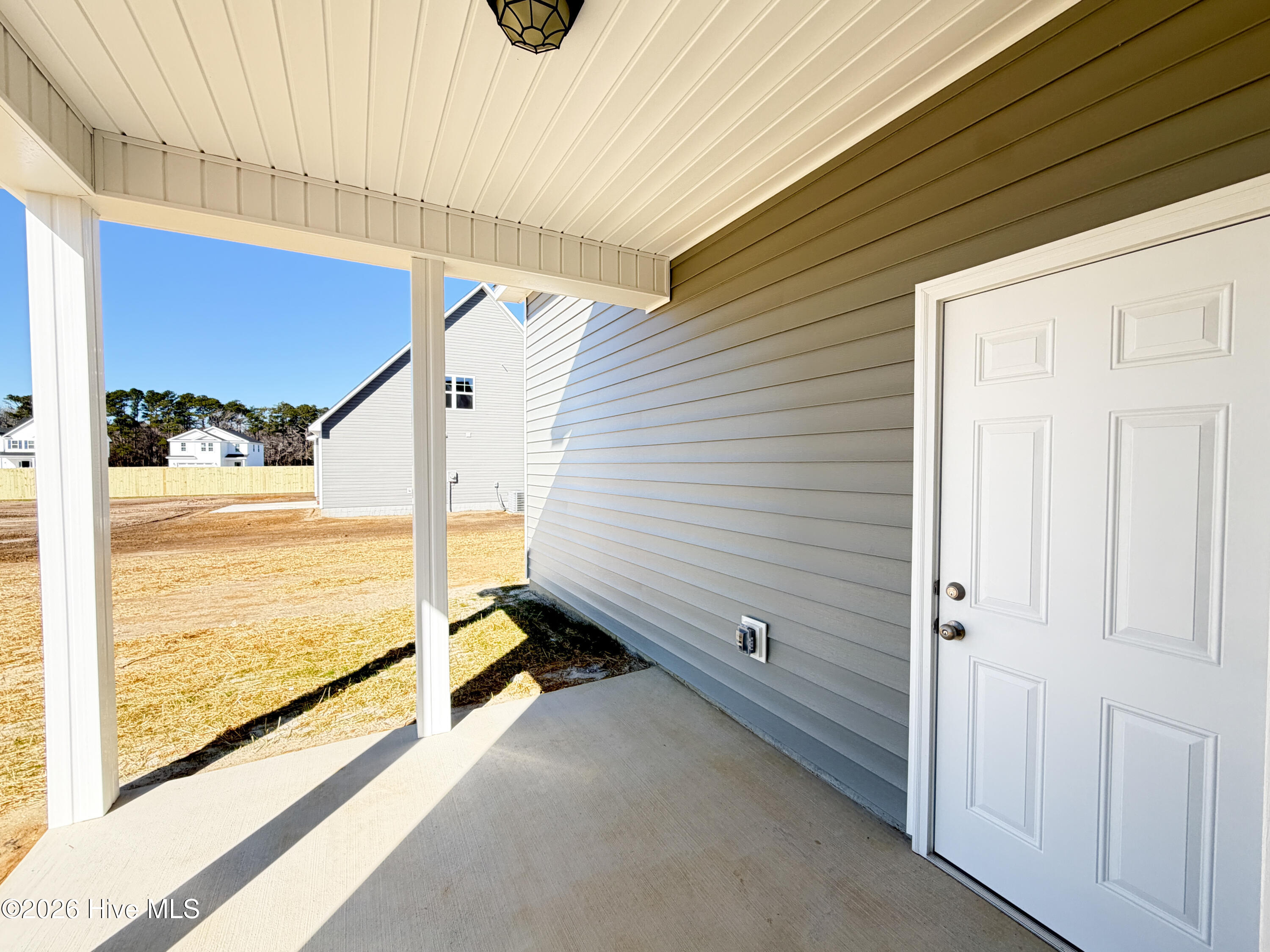 100551554 | Photo 21