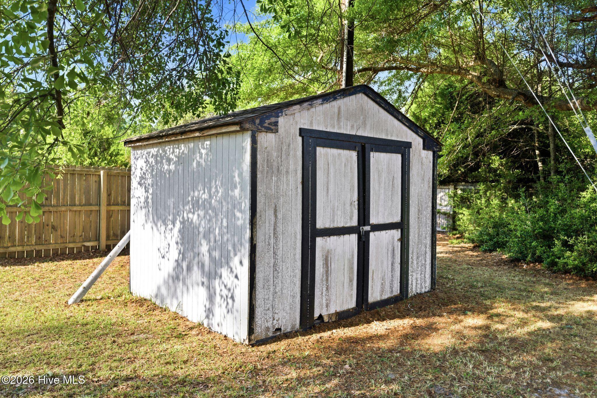 100567246 | Photo 43