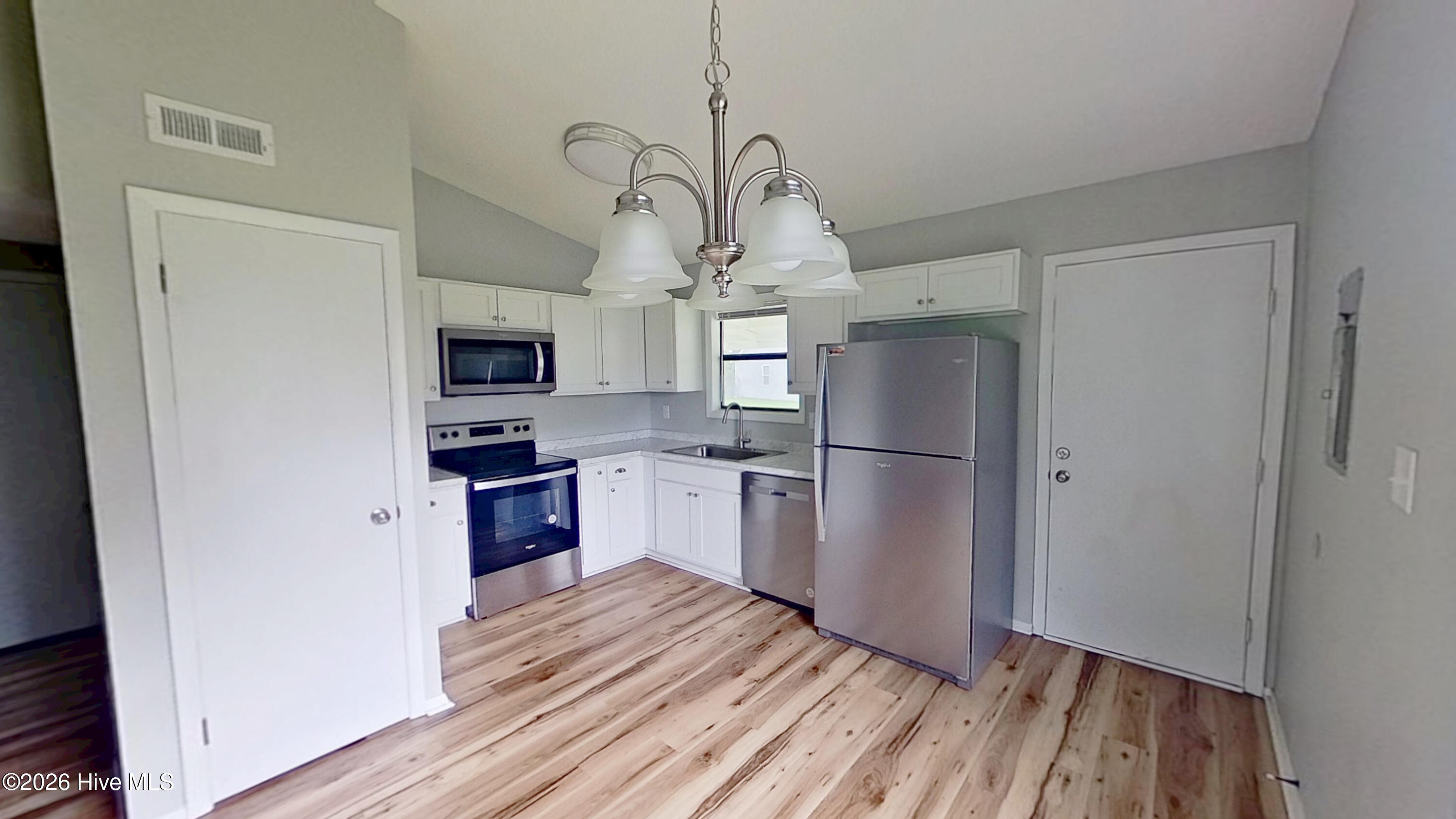 152 Village Circle, Jacksonville, NC, 28546