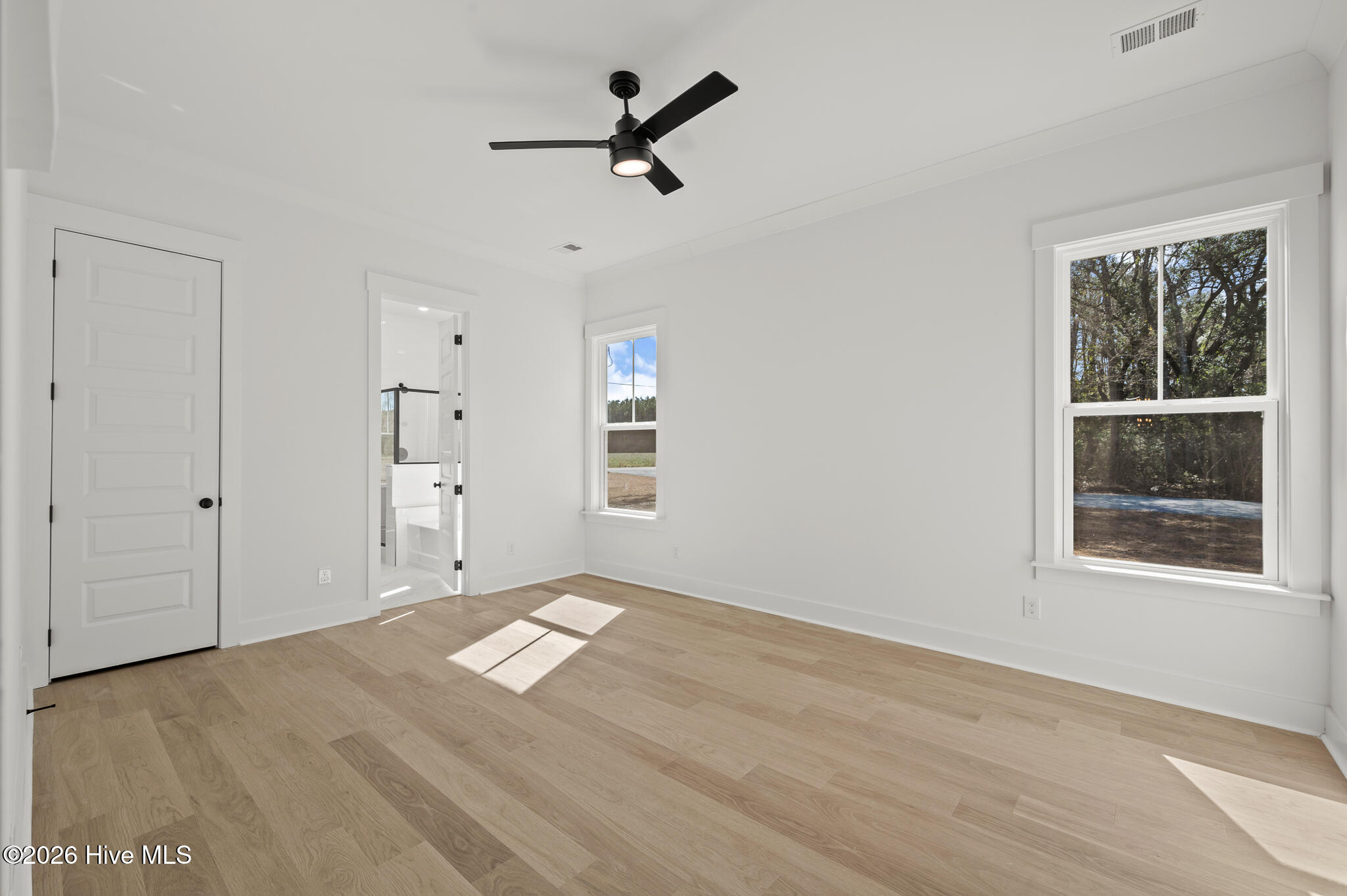 100552796 | Photo 20