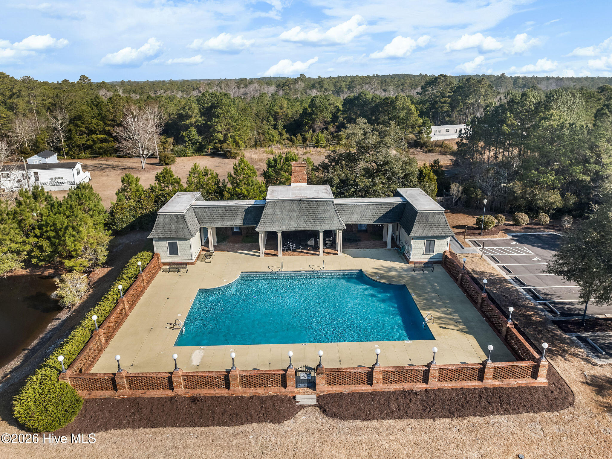 100558394 | Photo 10