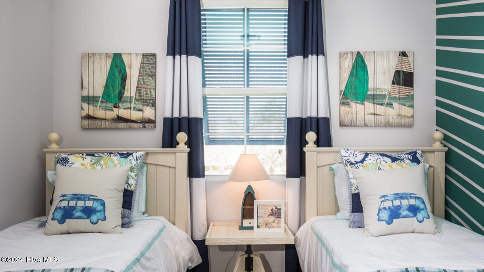 100569735 | Photo 11