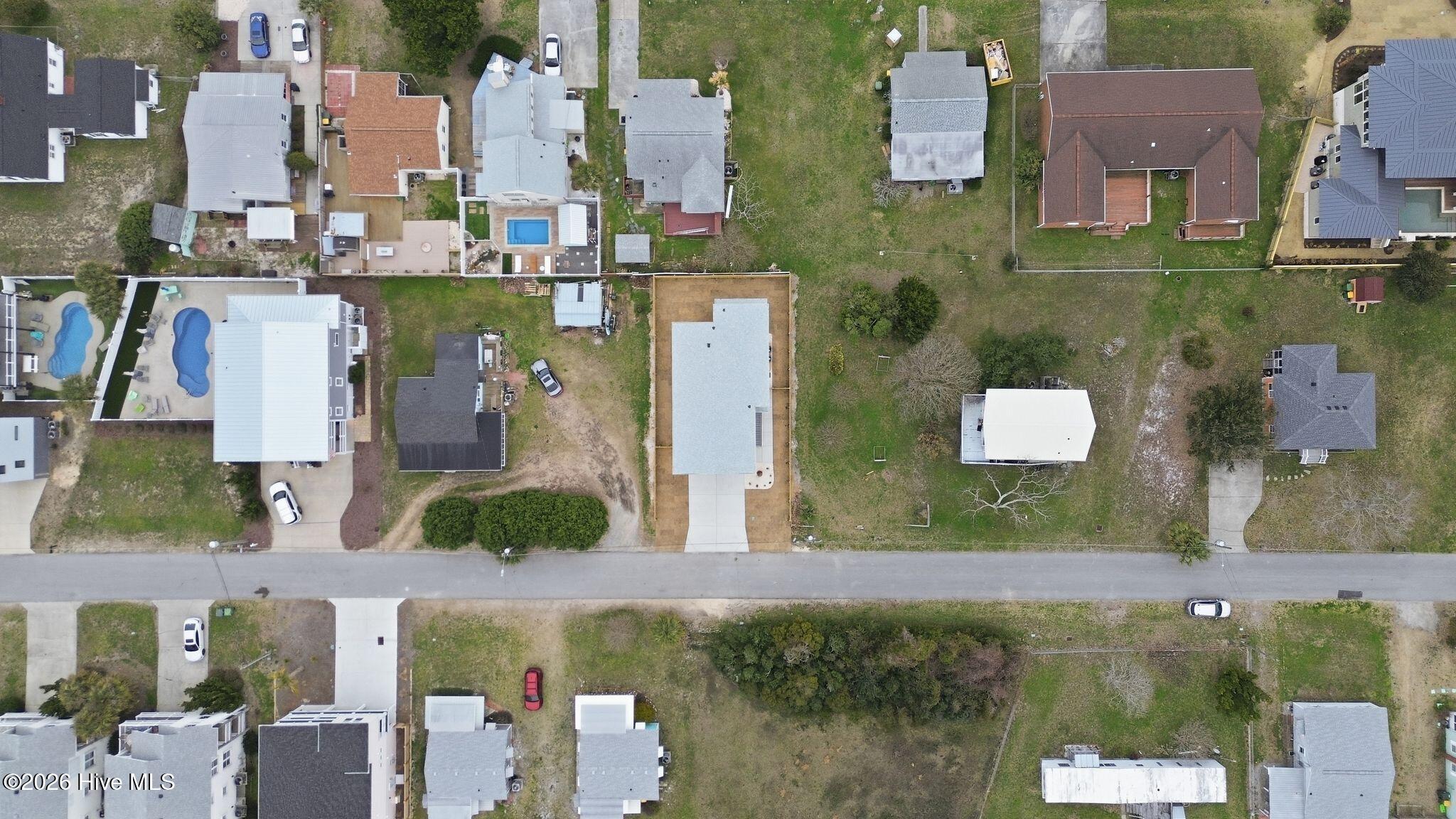 100558491 | Photo 85