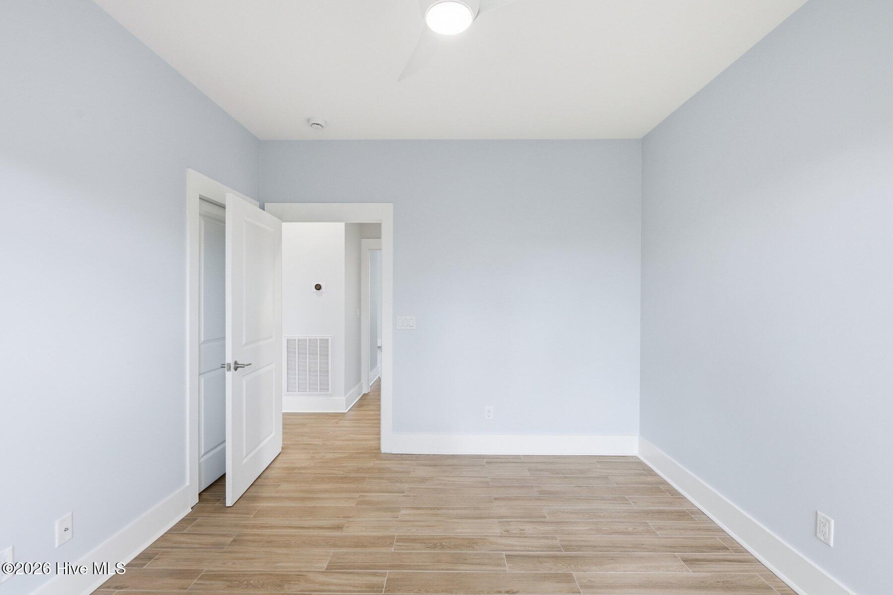 100566694 | Photo 36