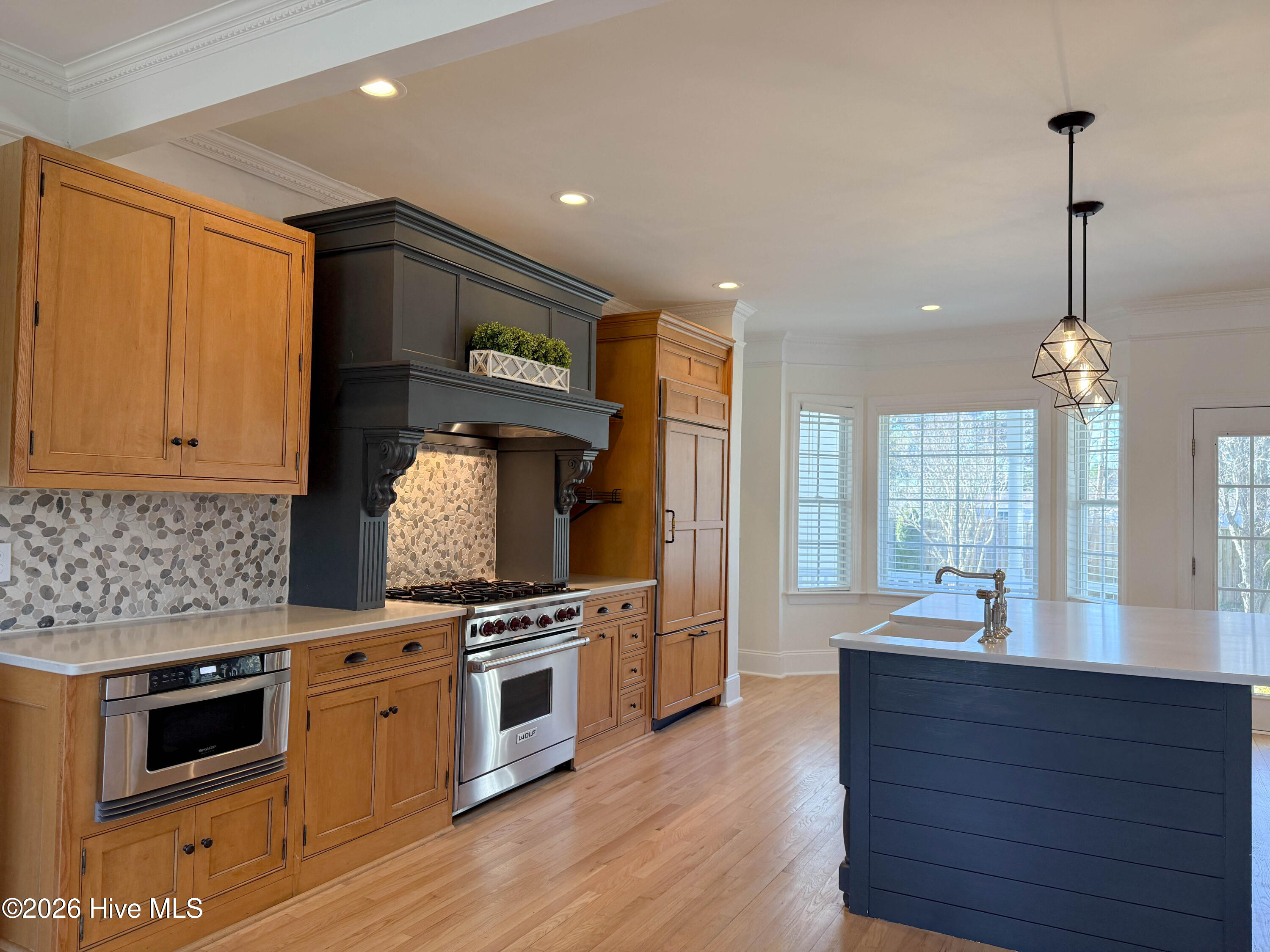 100550265 | Photo 10