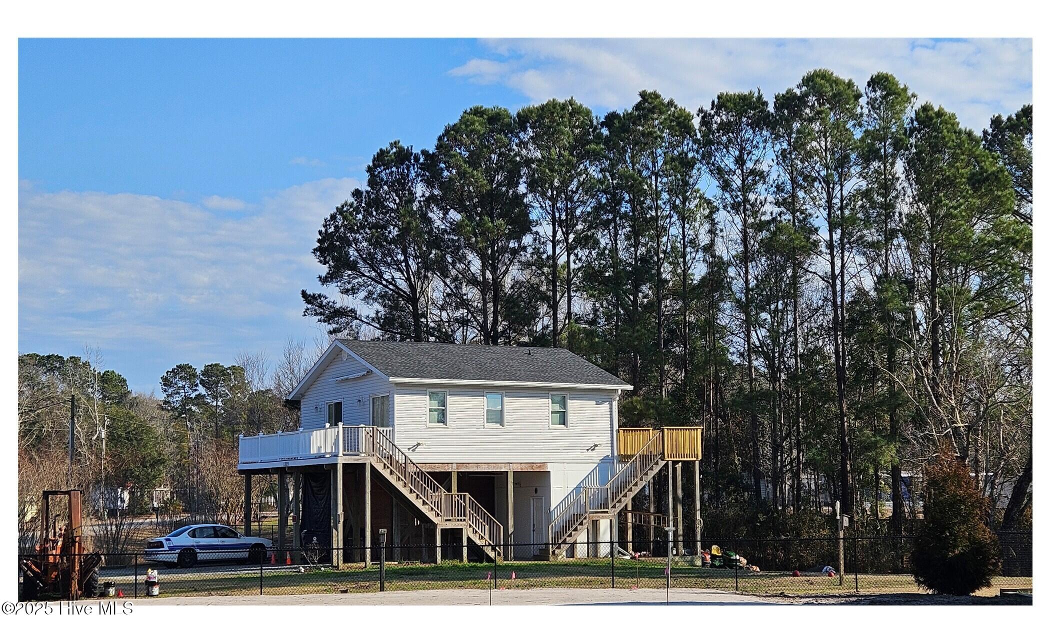 100488481 | Photo 14