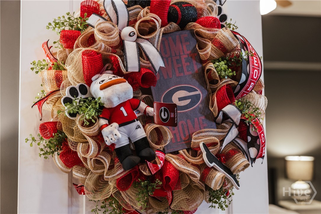 494 Baxter Street 32