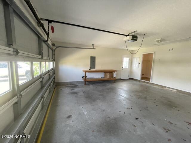 100545449 | Photo 23