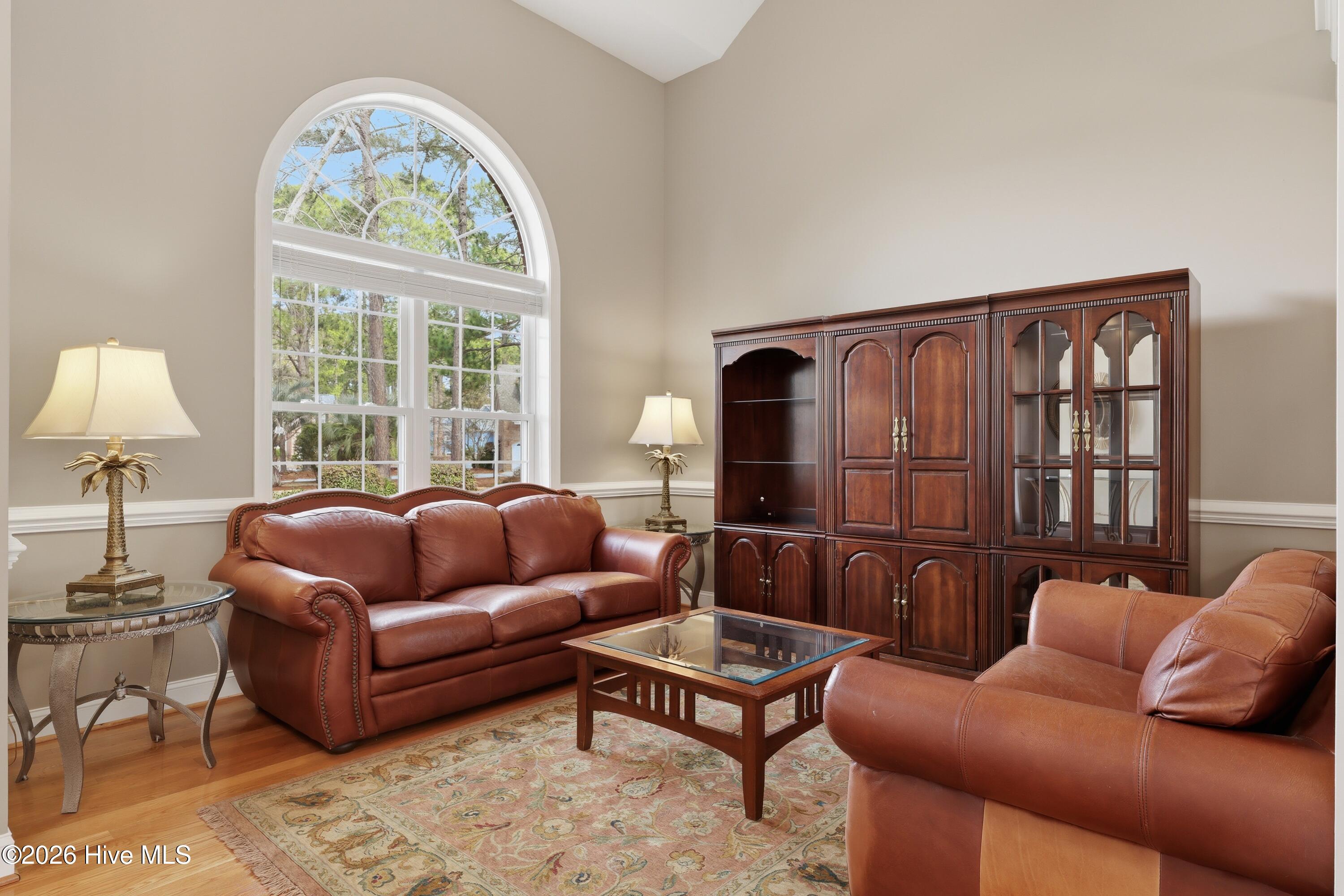 100558451 | Photo 13