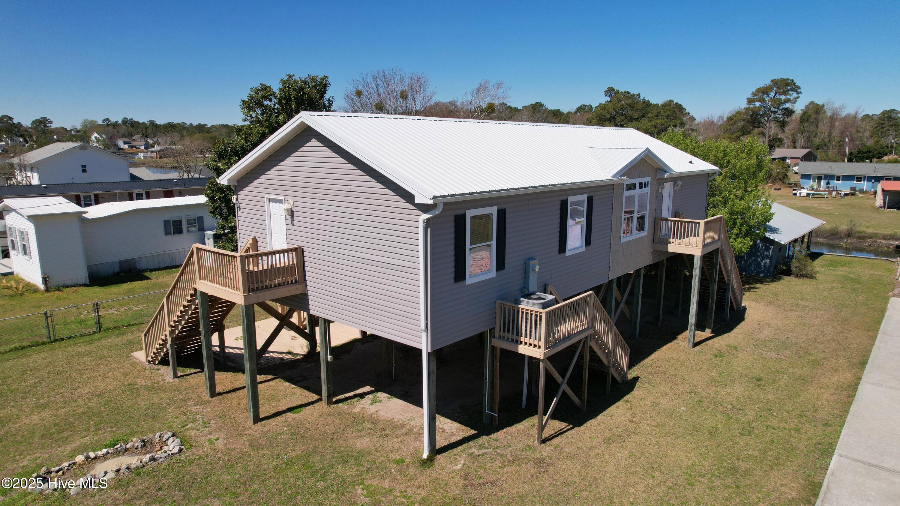 Homes for sale in Sneads Ferry, NC | 136 Cedar Hollow Ln, Sneads Ferry, NC 28460 | MLS# 100493955