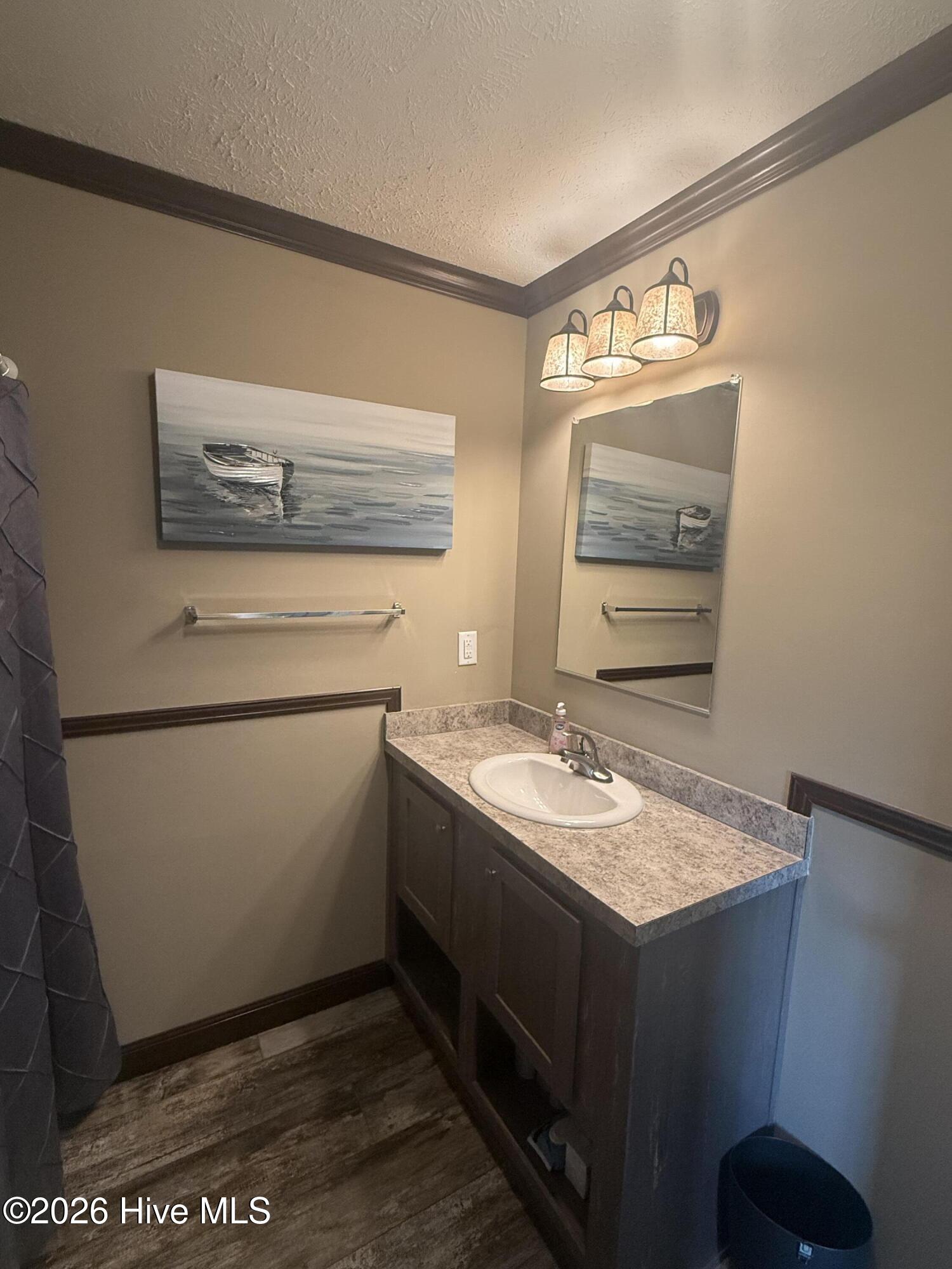 100558789 | Photo 12