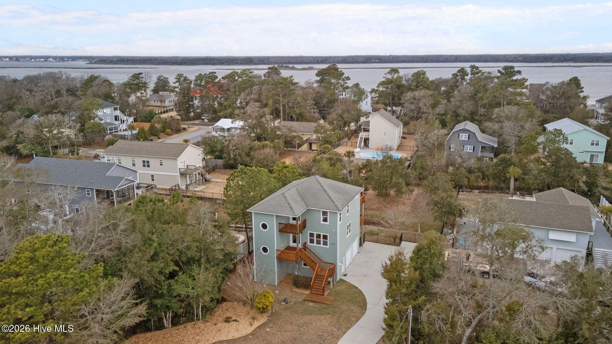 100553513 | Photo 50