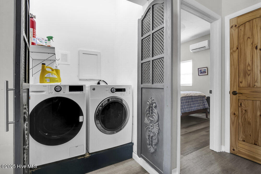 100543464 | Photo 26