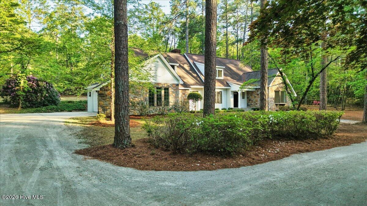 141 Bridgewater Drive, Southern Pines, NC, 28387