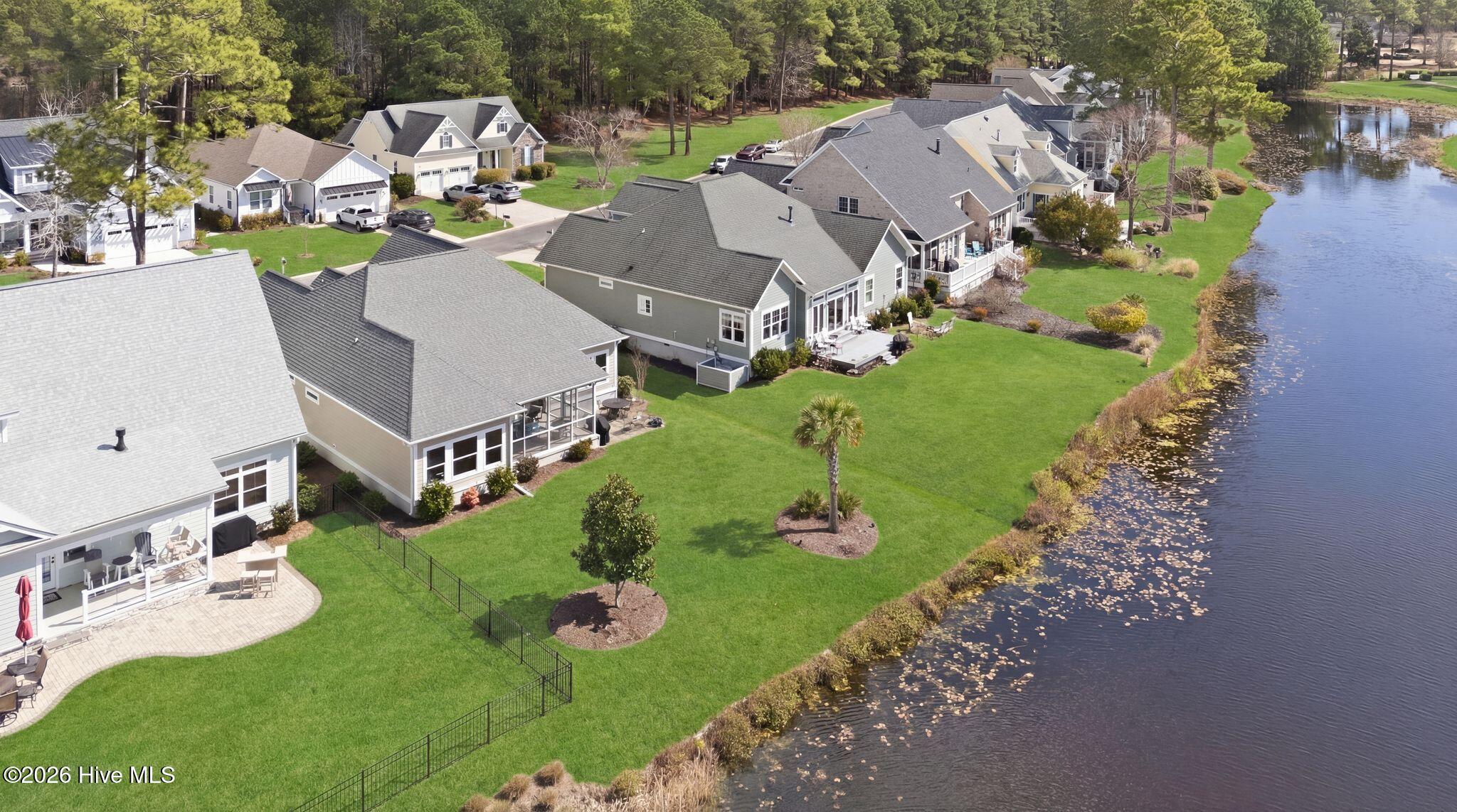 1463 Pinecroft Lane SE, Bolivia, NC, 28422