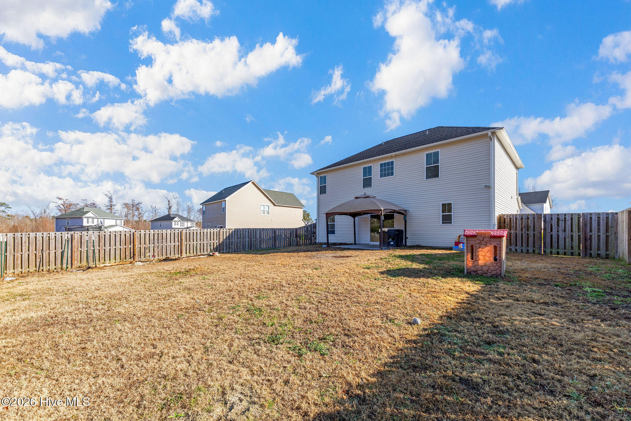 100548574 | Photo 28