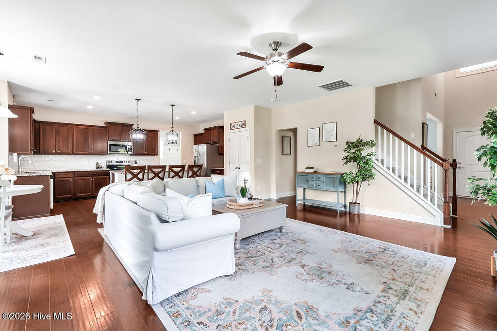 80 Peoples Court, Hampstead, NC 28443 – photo 10: Open Concept Living Room