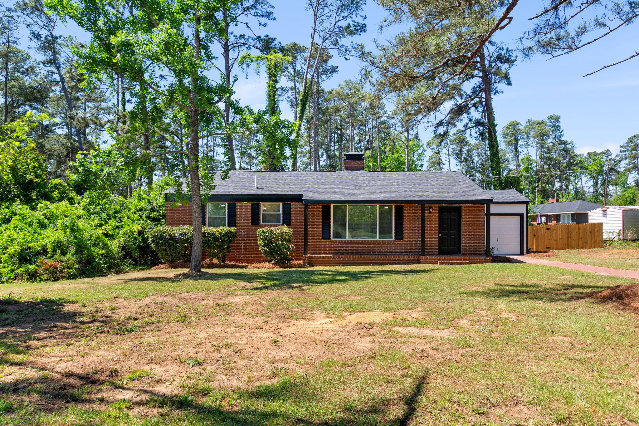 237 E Vineland Road, Augusta, GA 30904 Listing Photo  1
