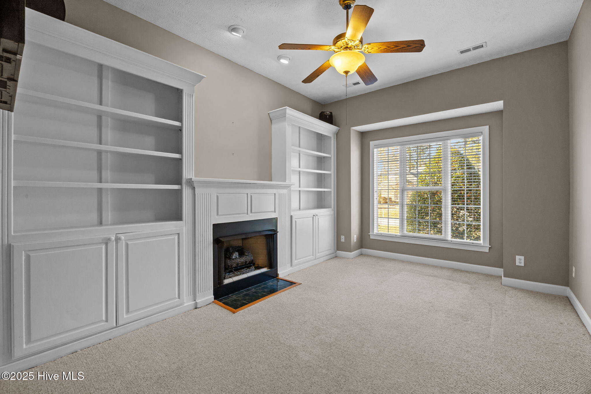 100543036 | Photo 20