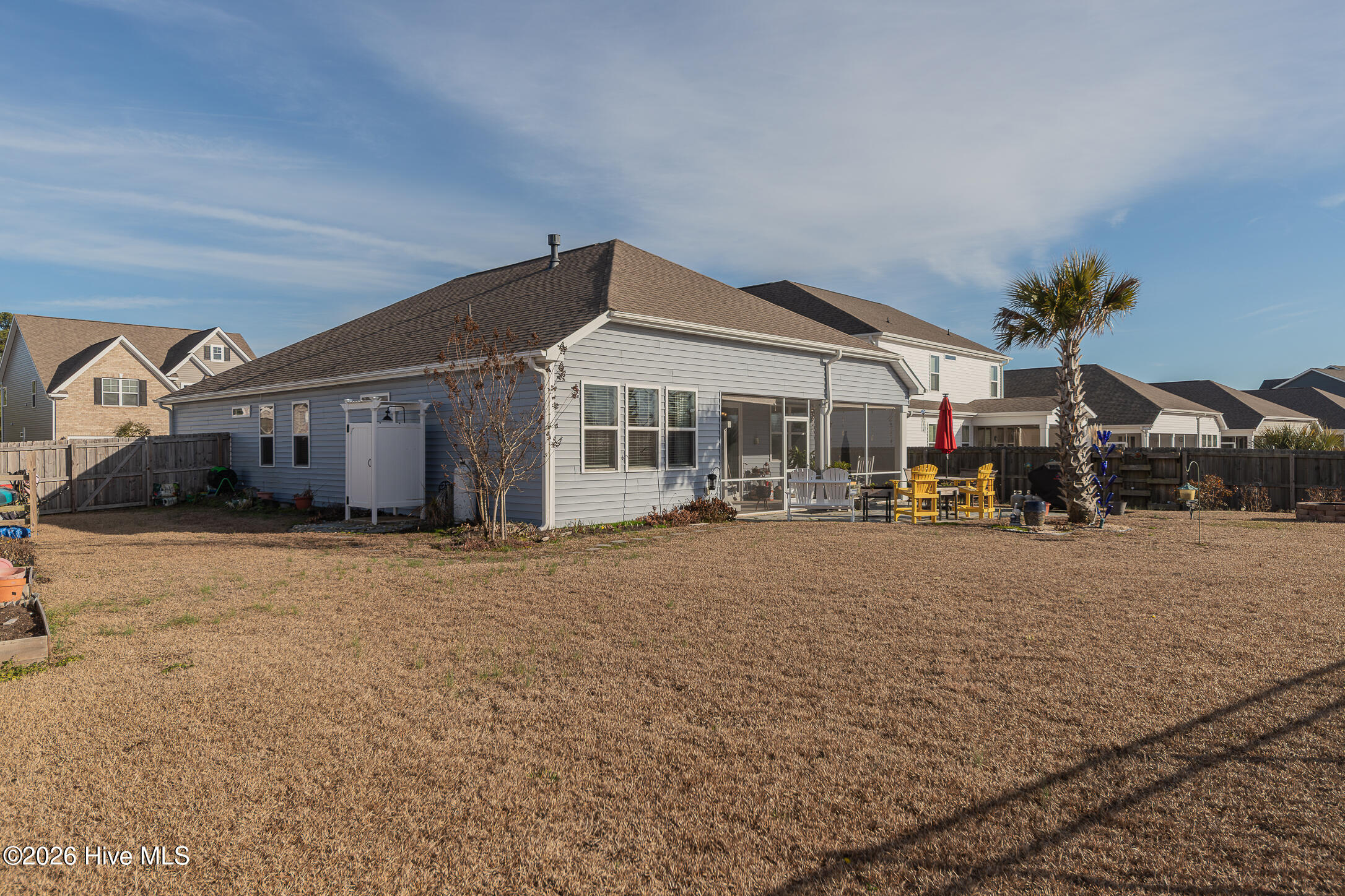 100555263 | Photo 44