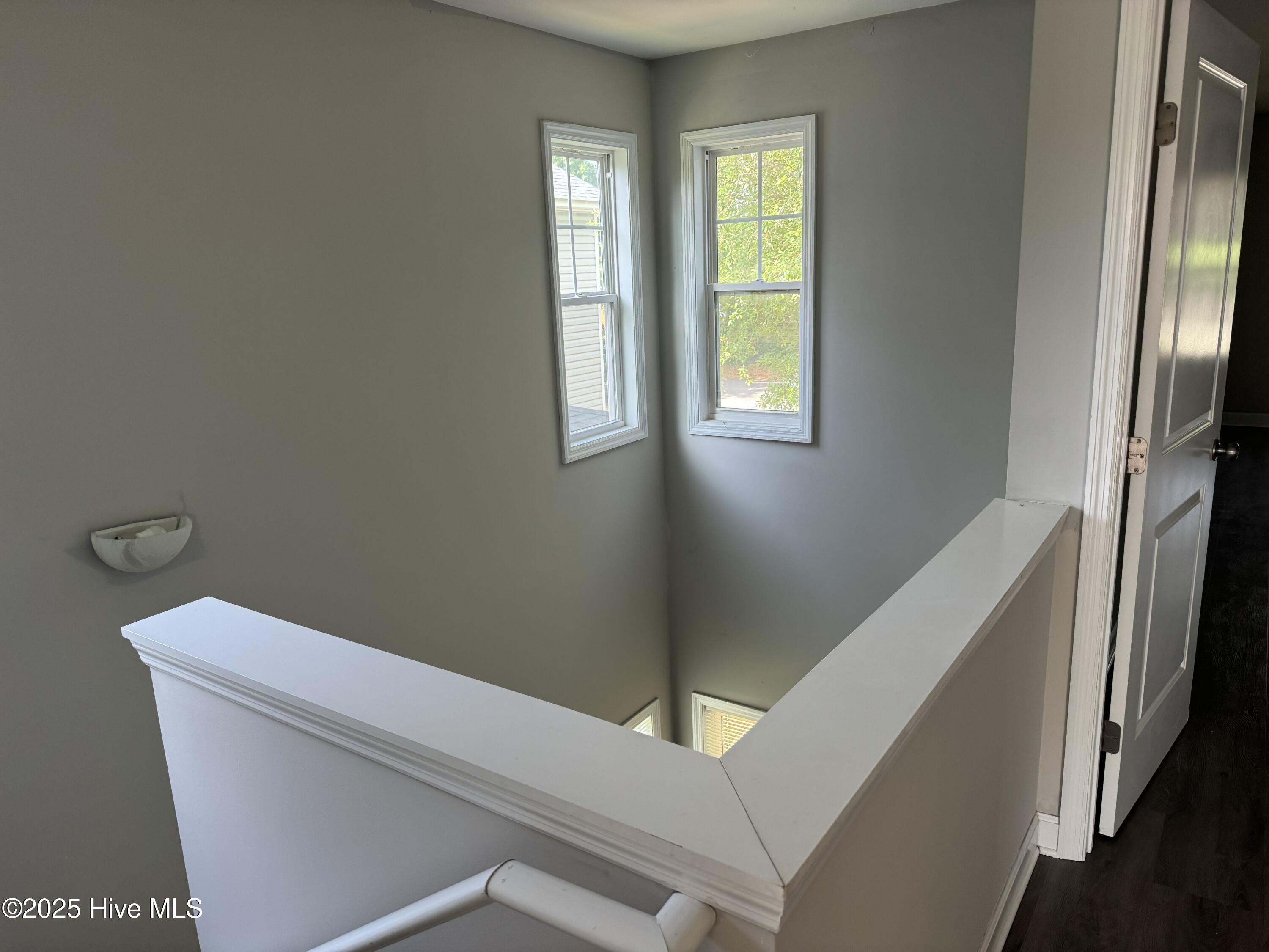 100539435 | Photo 18