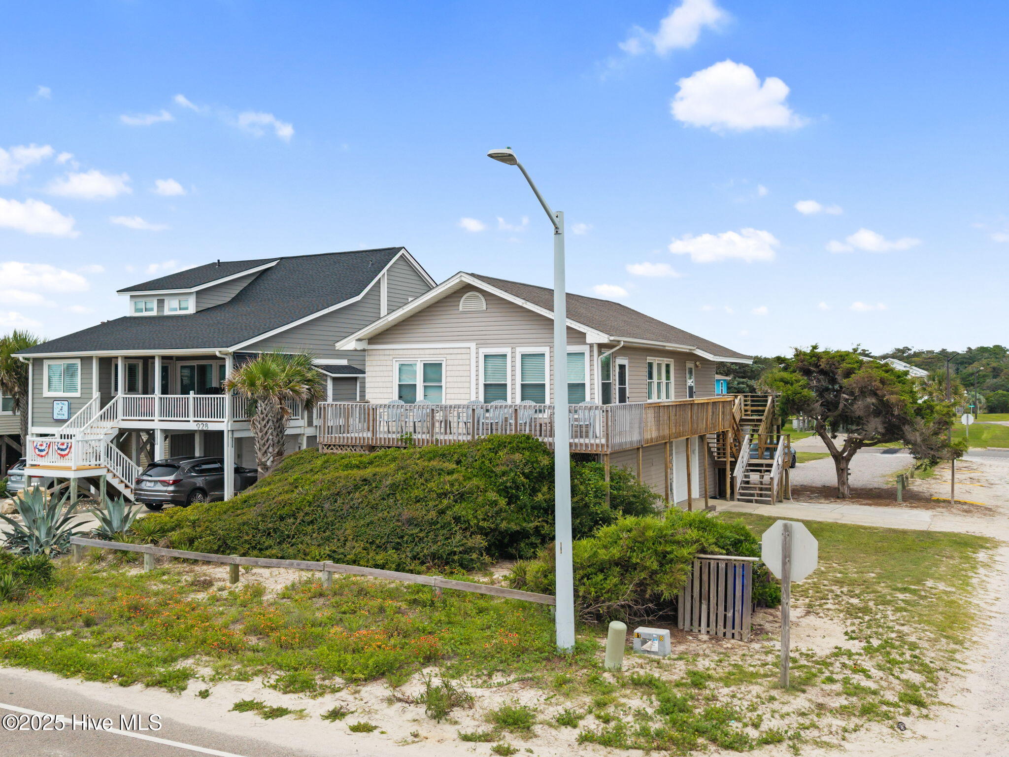 100526809 | Photo 43