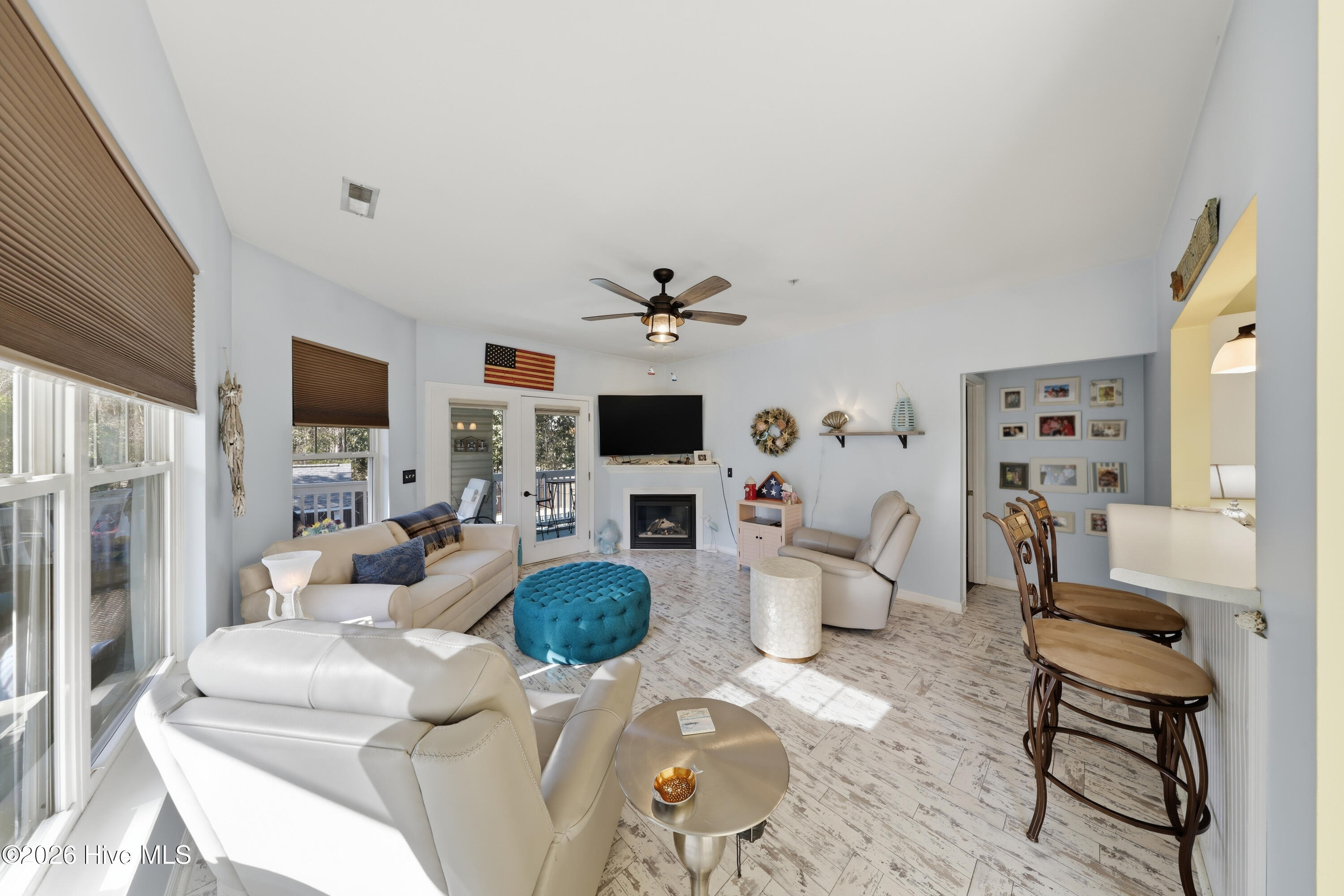 100557540 | Photo 12