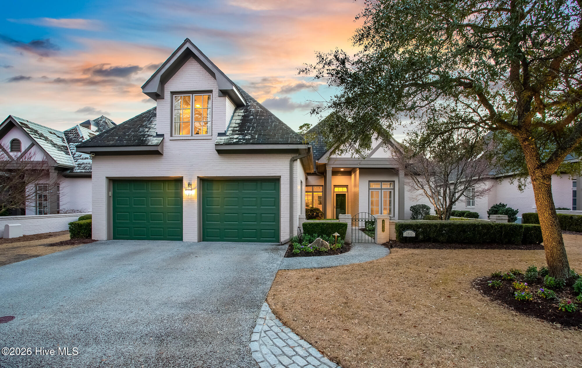 100552685 | Photo 47