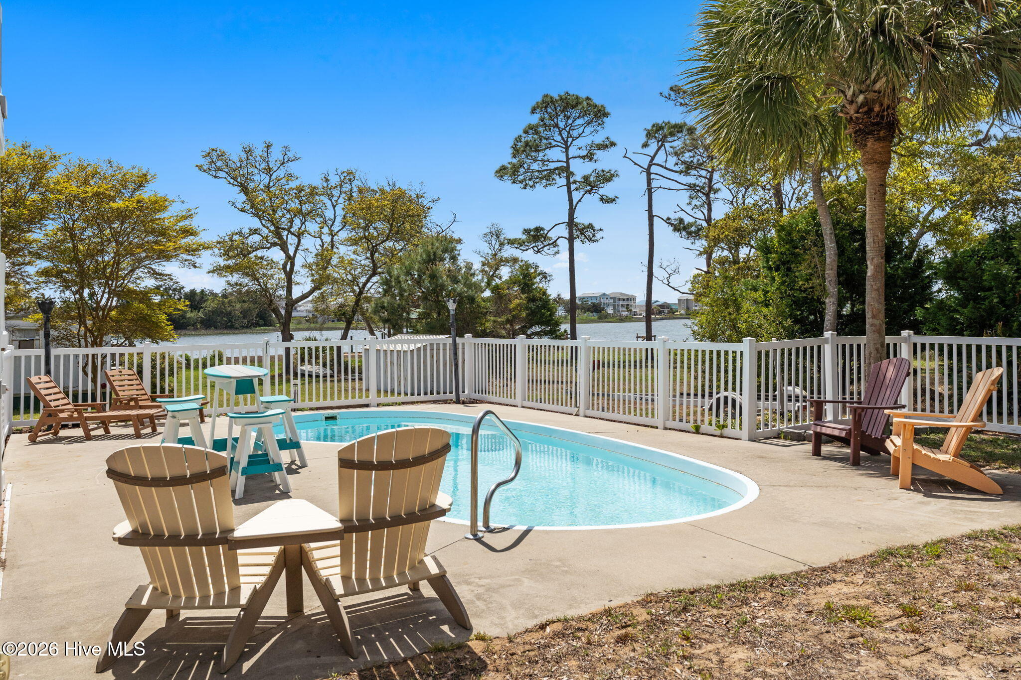 100566344 | Photo 21