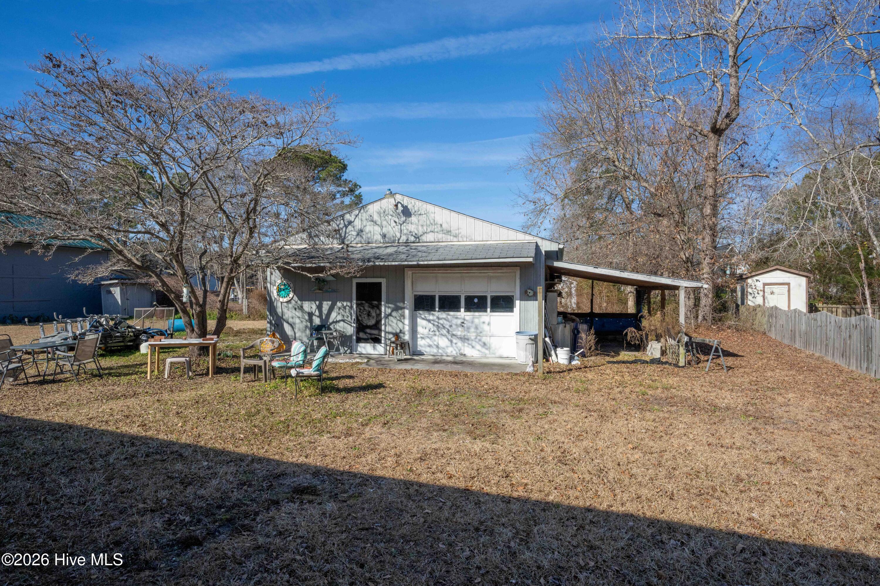 100551309 | Photo 22