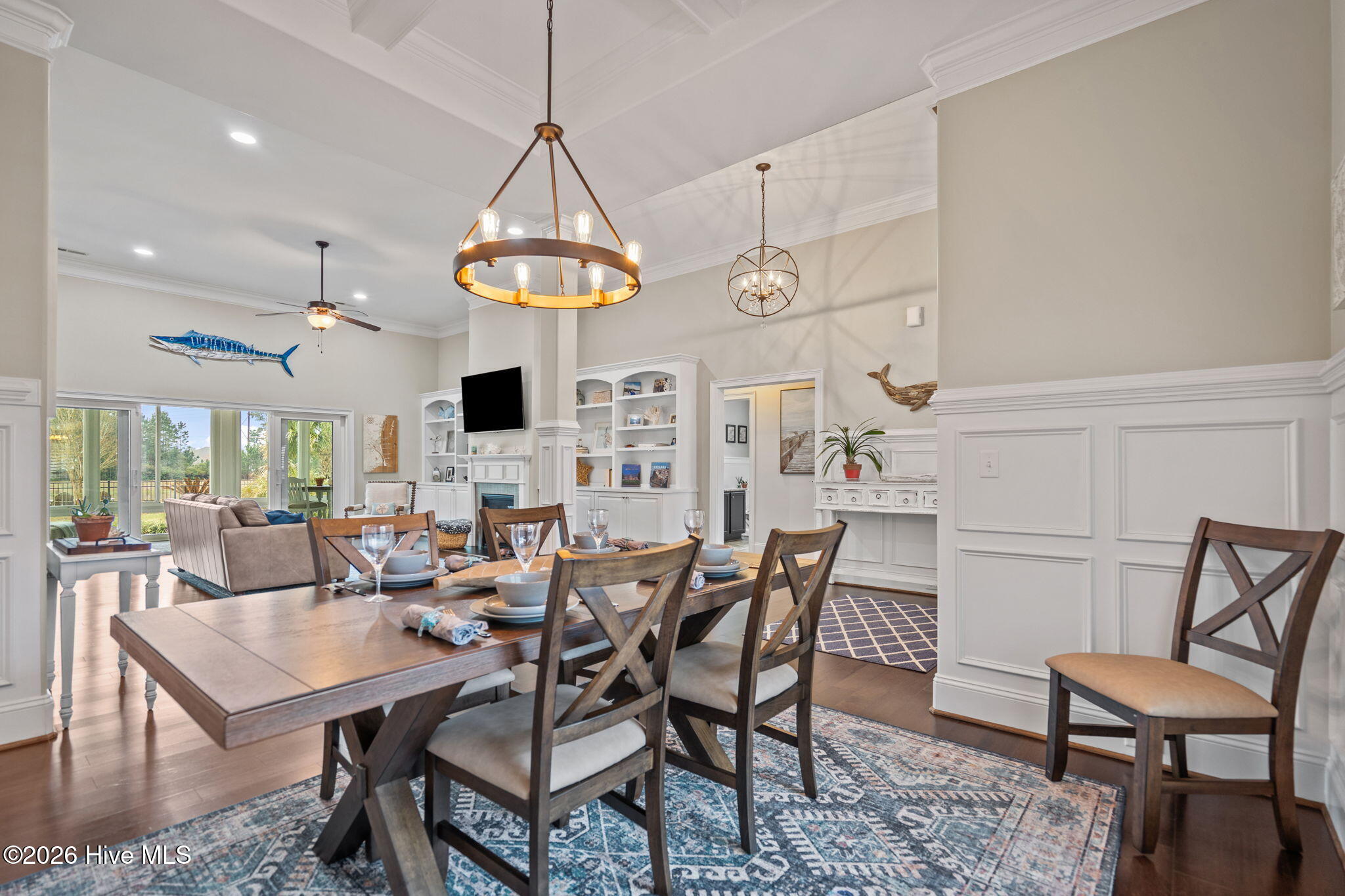 100564215 | Photo 22