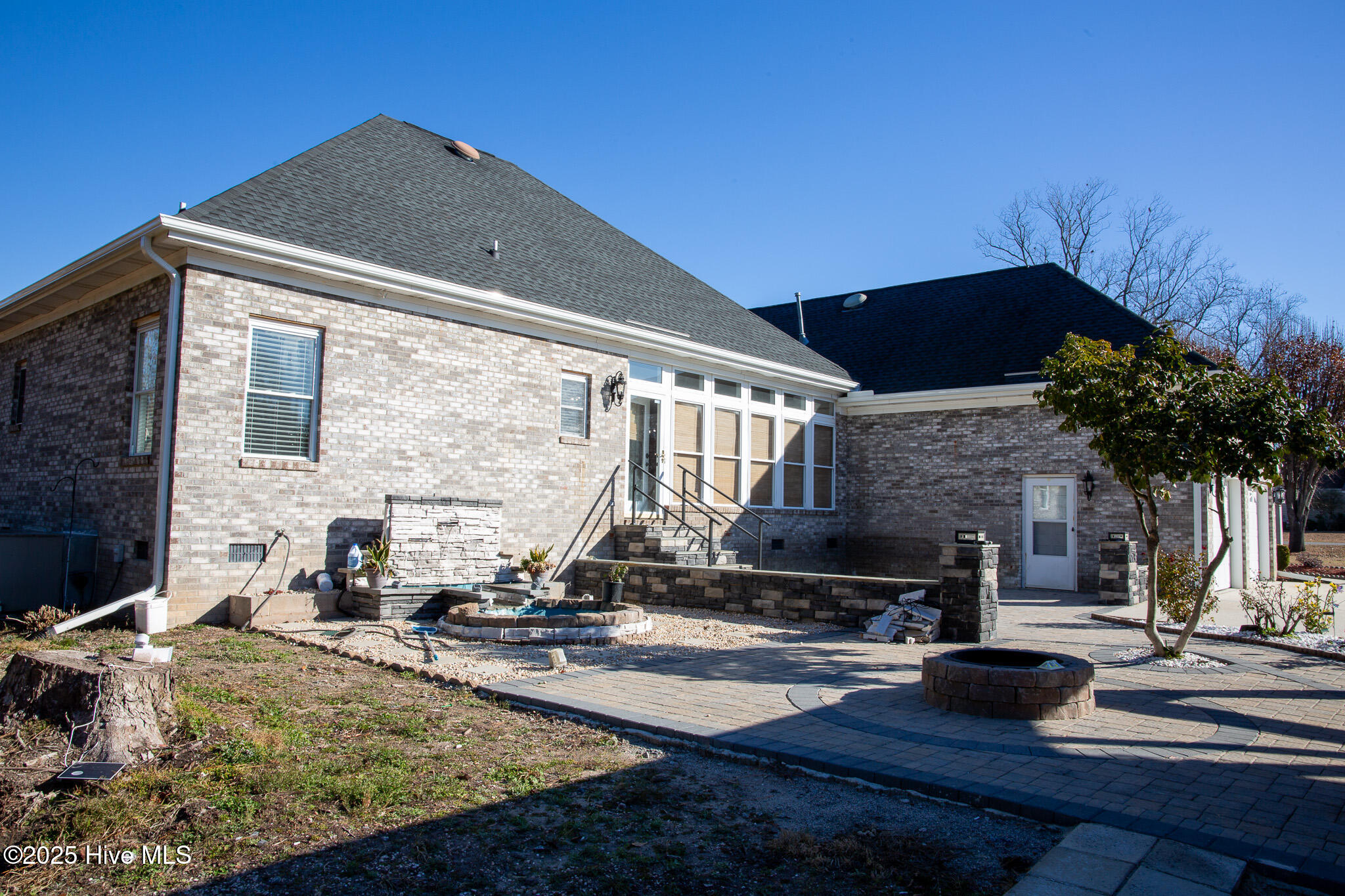 100546342 | Photo 17