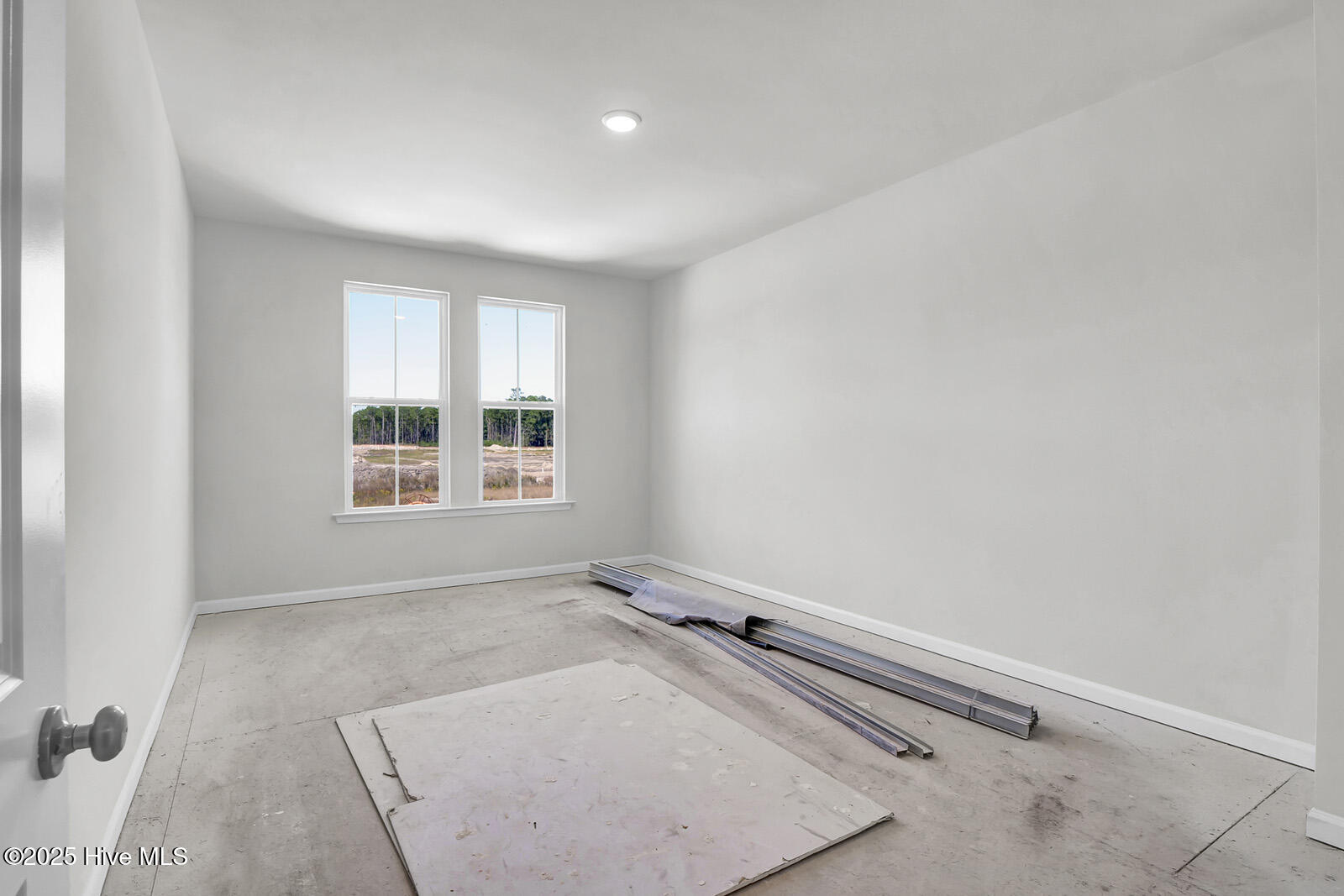 100526536 | Photo 27