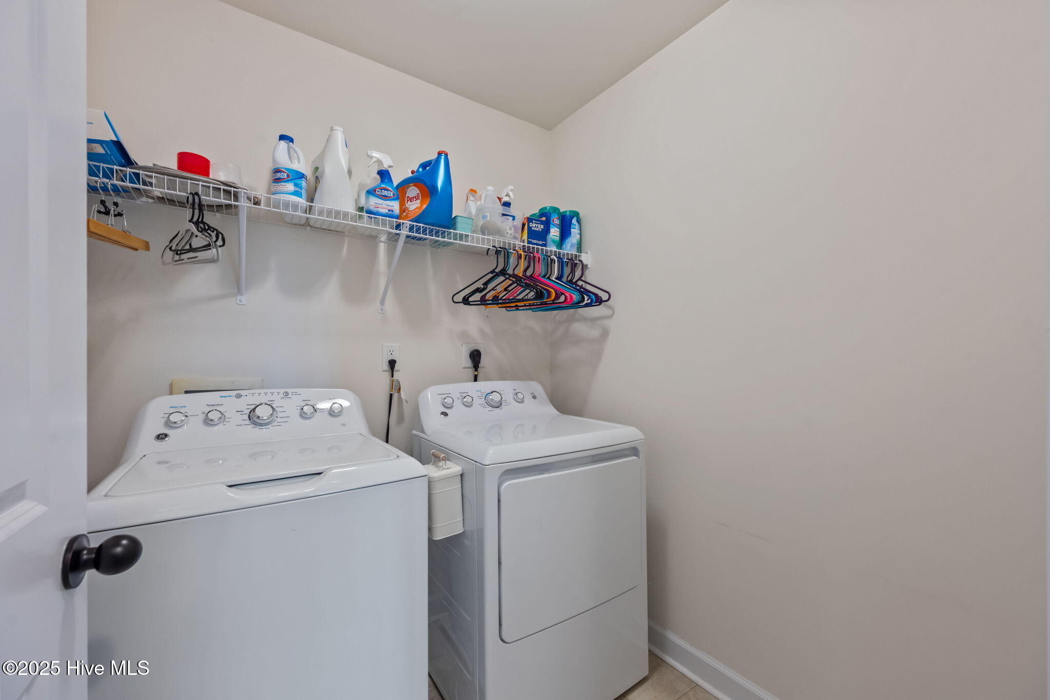 100534756 | Photo 24