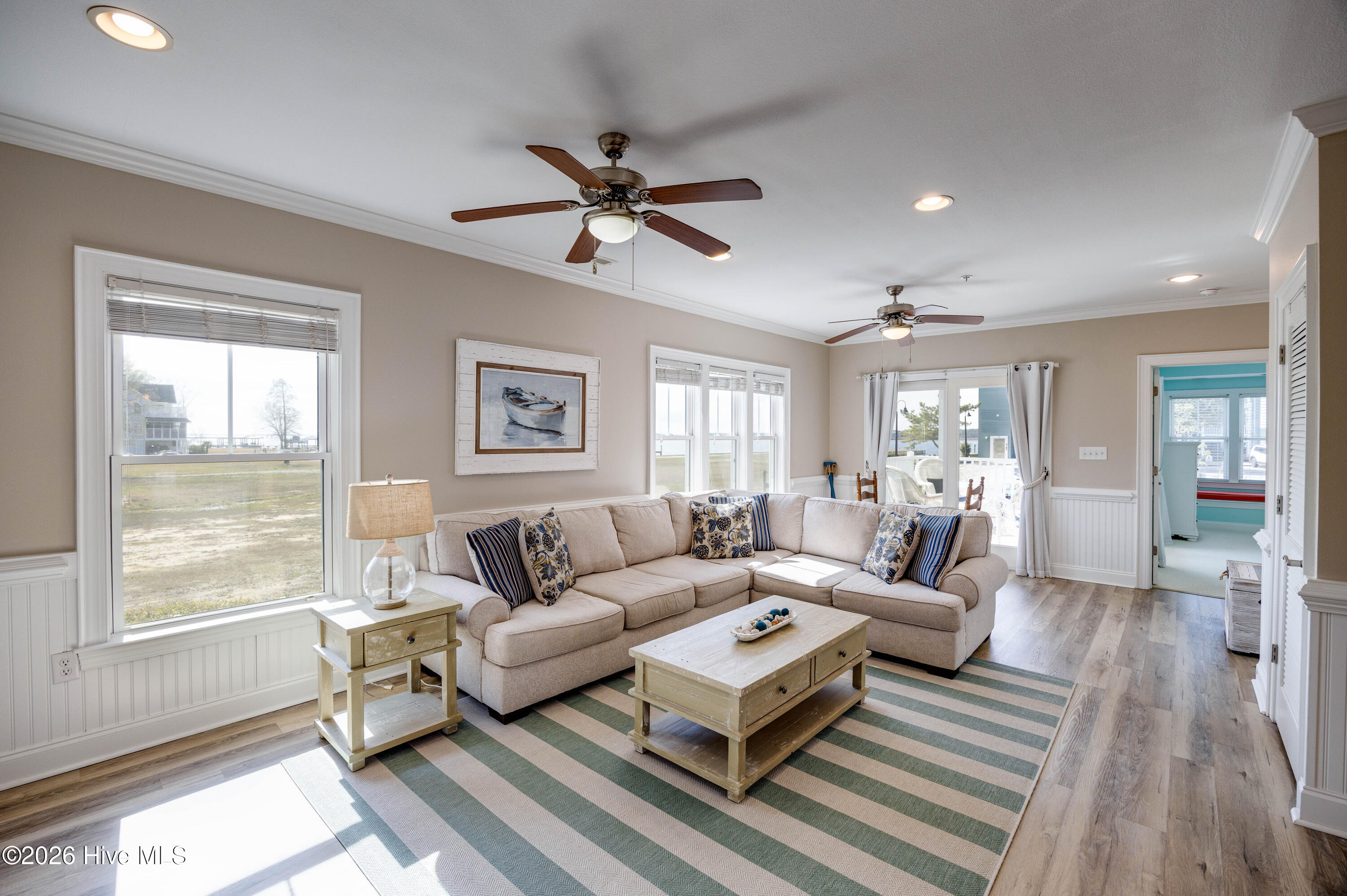 1101 Day Beacon, Belhaven, North Carolina, 2 Bedrooms Bedrooms, 5 Rooms Rooms,3 BathroomsBathrooms,Condominium,For sale,Day Beacon,100559613 1101 Day Beacon, Belhaven, North Carolina, 2 Bedrooms Bedrooms, 5 Rooms Rooms,3 BathroomsBathrooms,Condominium,For sale,Day Beacon,100559613