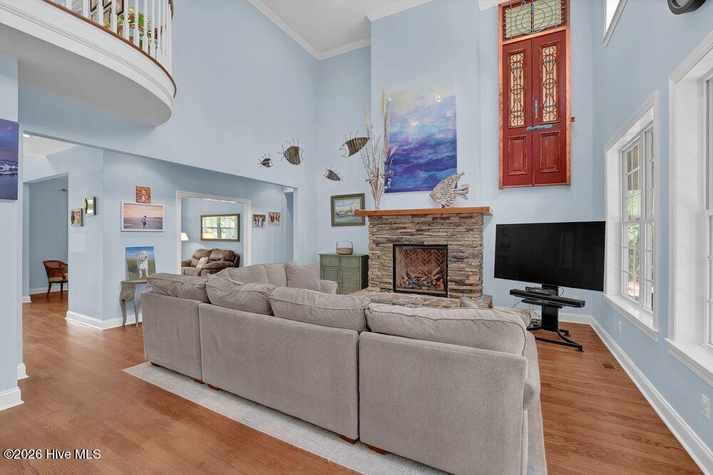 100568961 | Photo 17