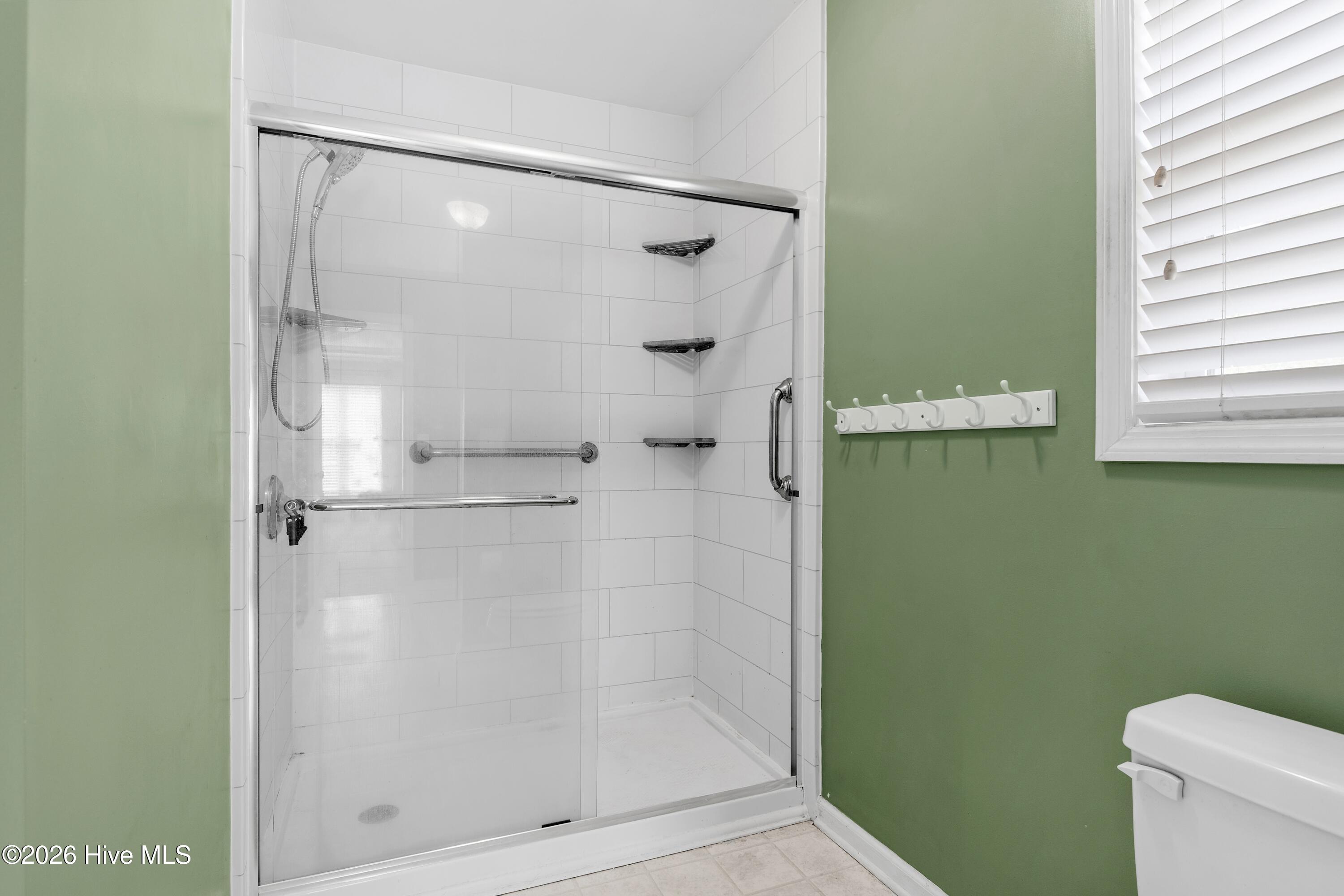 100569174 | Photo 20