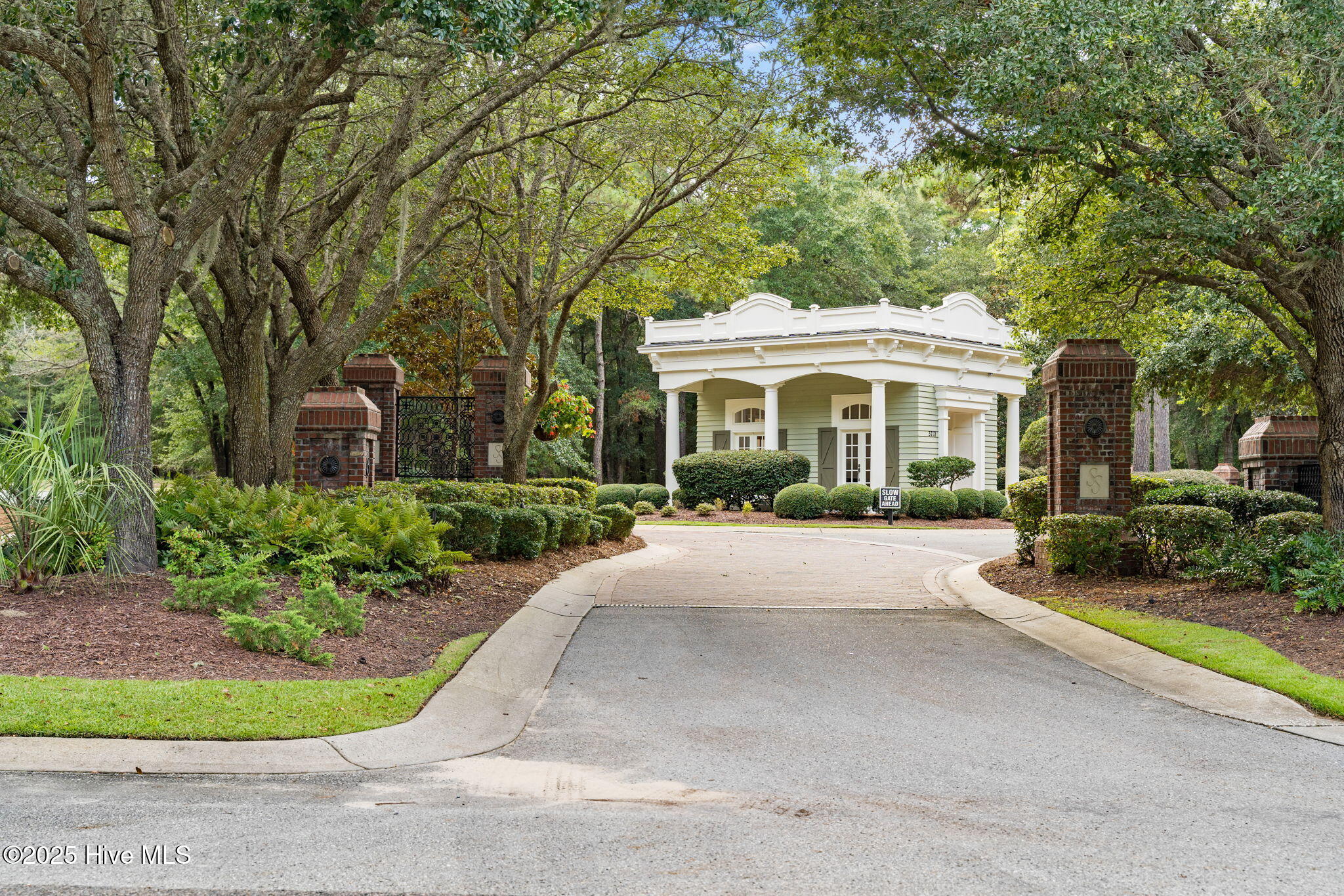 100544060 | Photo 76