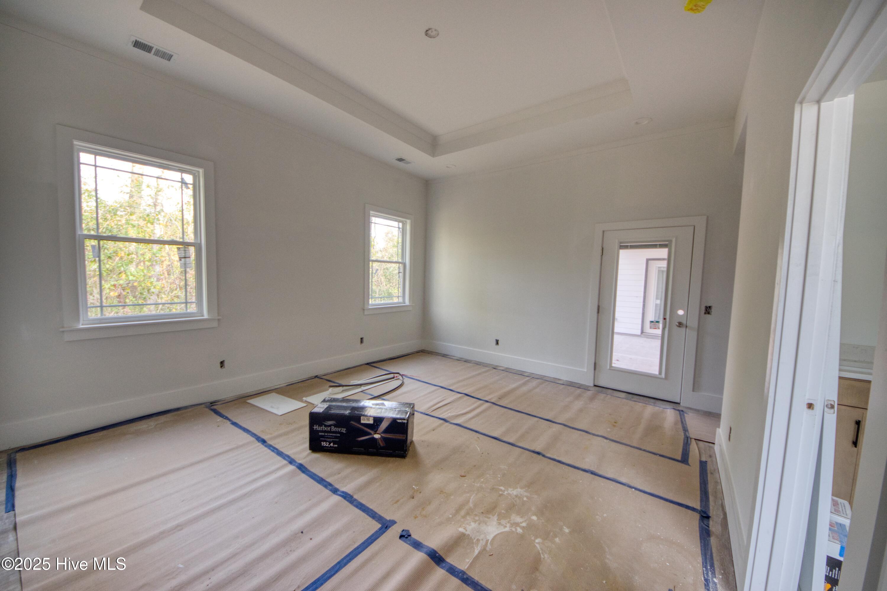 100539282 | Photo 12