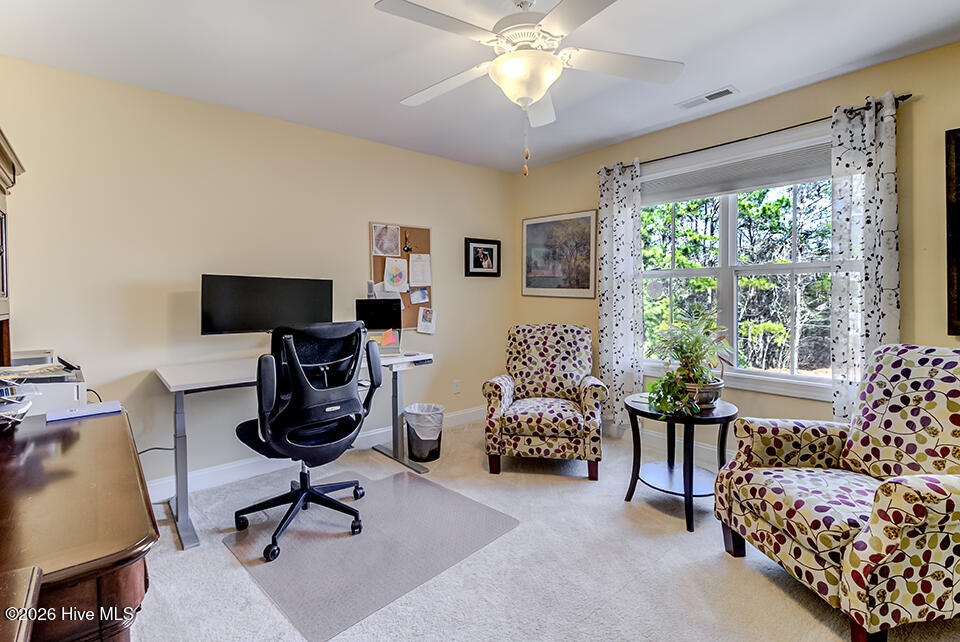 100553101 | Photo 26