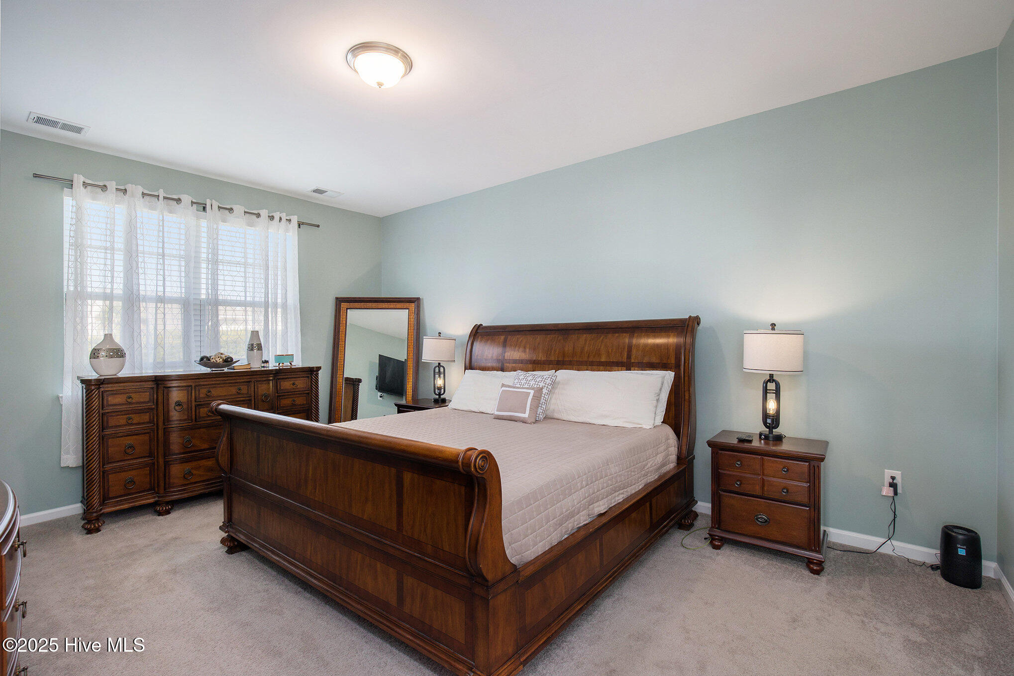 100529053 | Photo 15