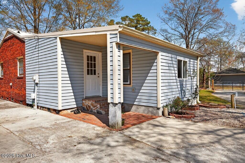 100562311 | Photo 21