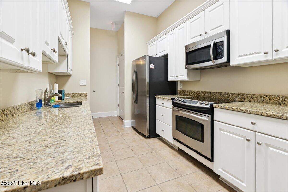 100535448 | Photo 46