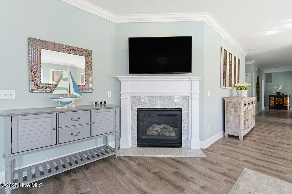 100542362 | Photo 37