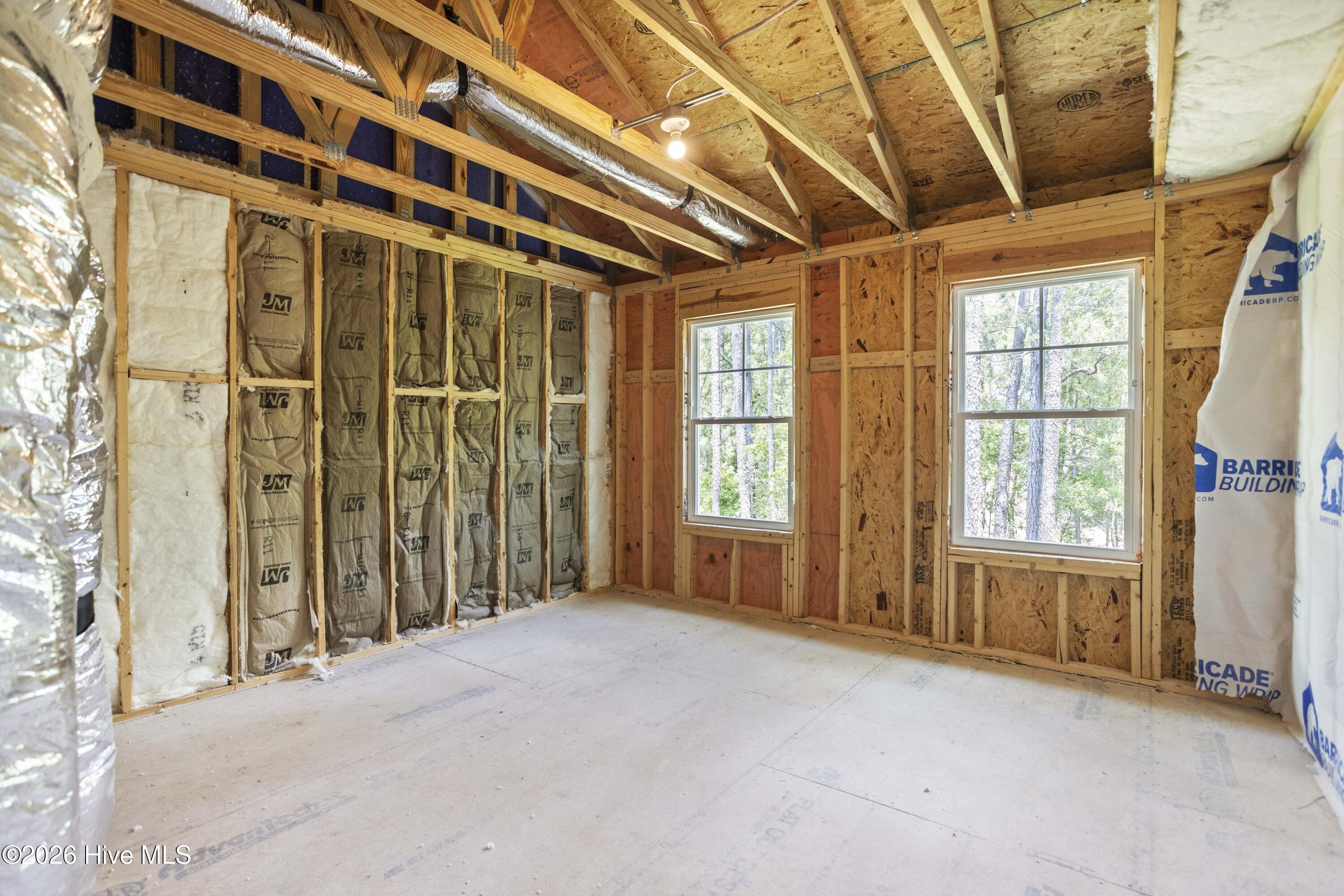 100566515 | Photo 29